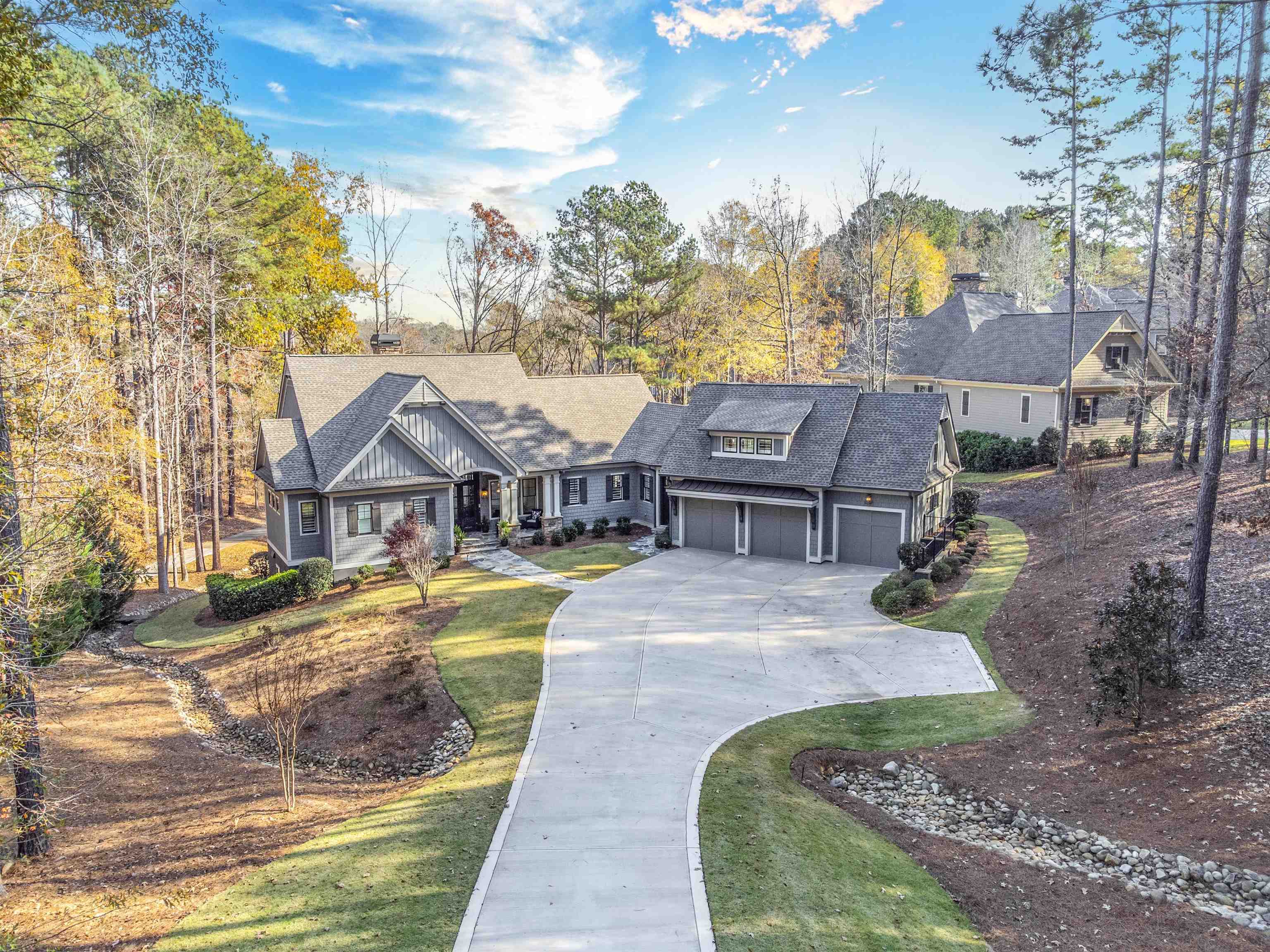 1011 RIDGE GROVE