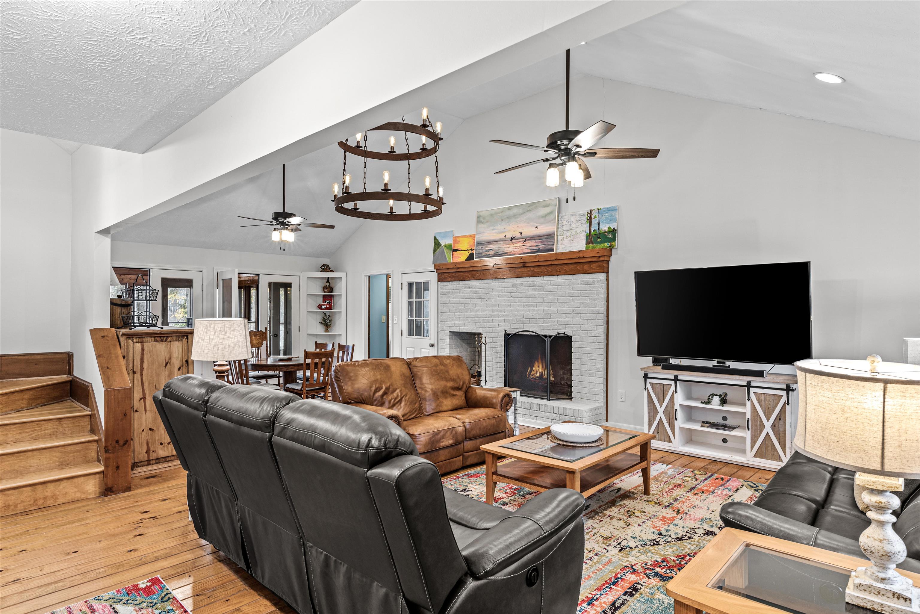1030 DANA DRIVE