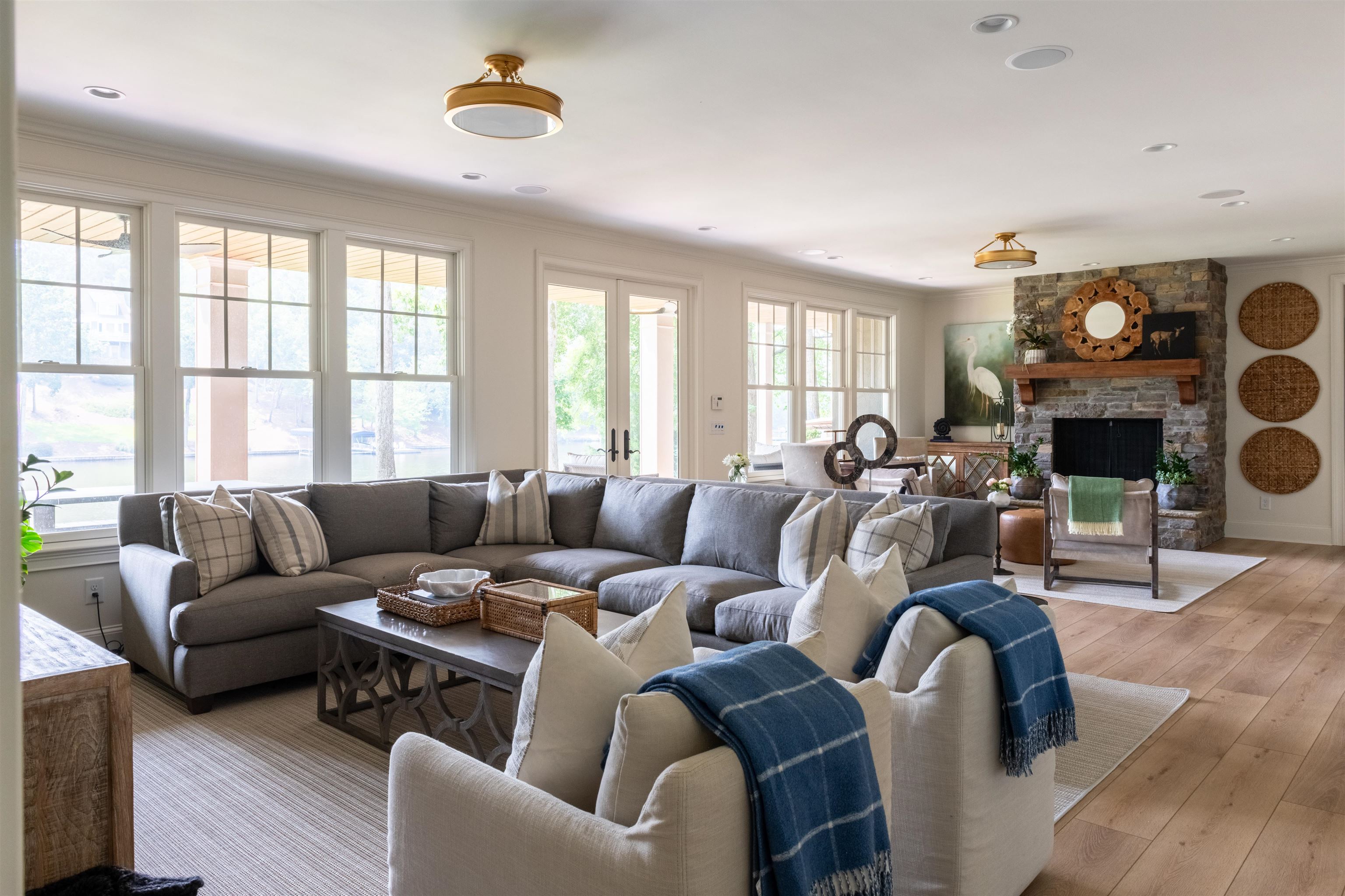 1170 DOGWOOD DRIVE