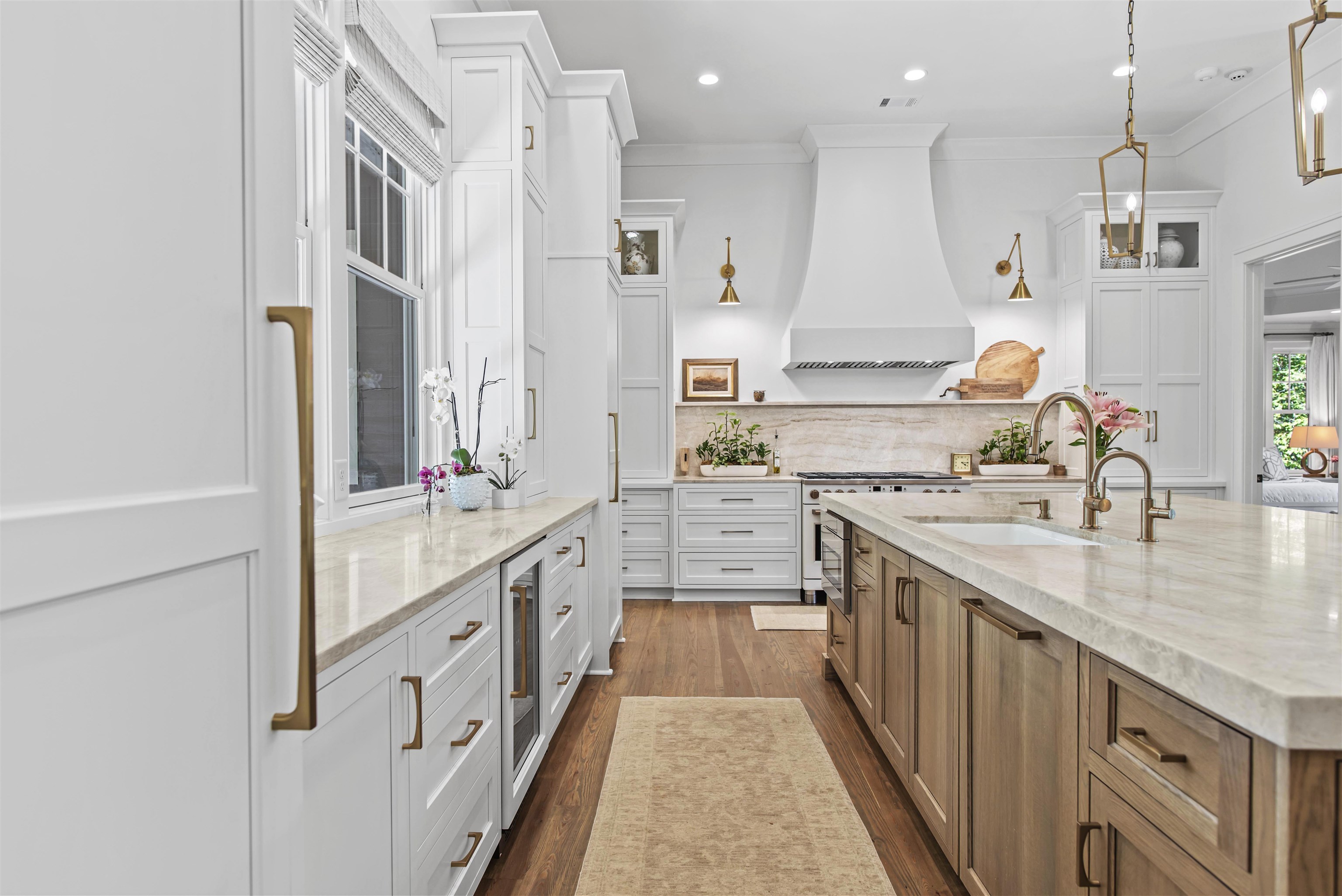 1170 DOGWOOD DRIVE