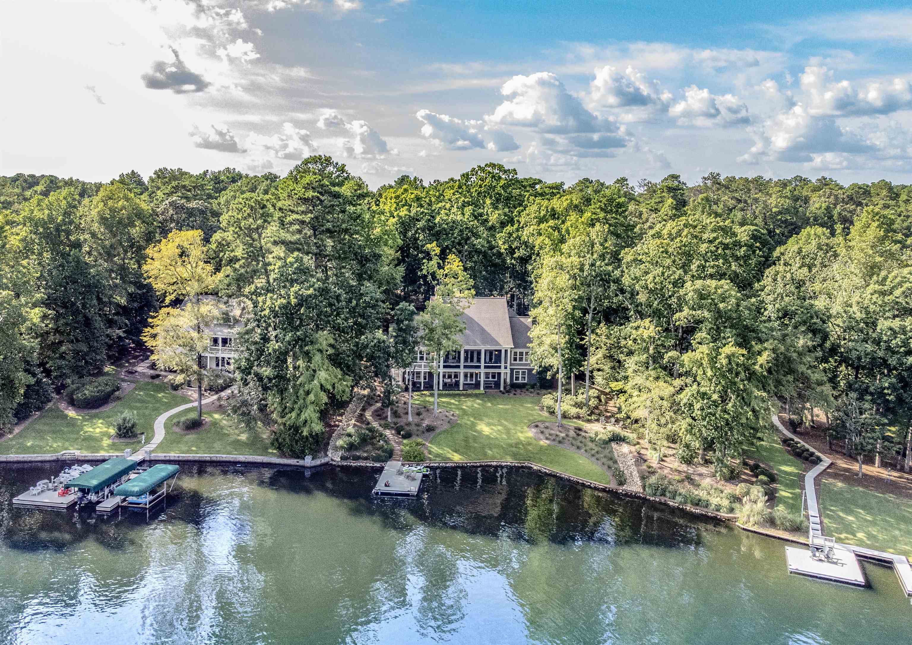 1170 DOGWOOD DRIVE