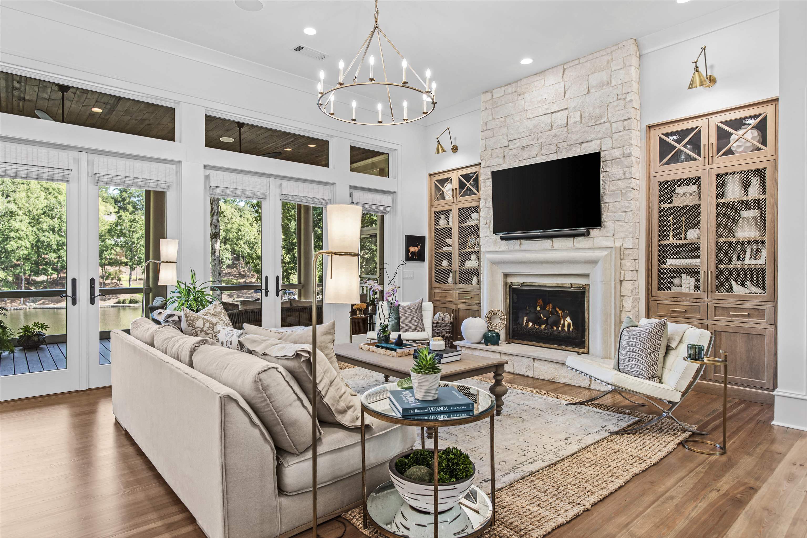 1170 DOGWOOD DRIVE