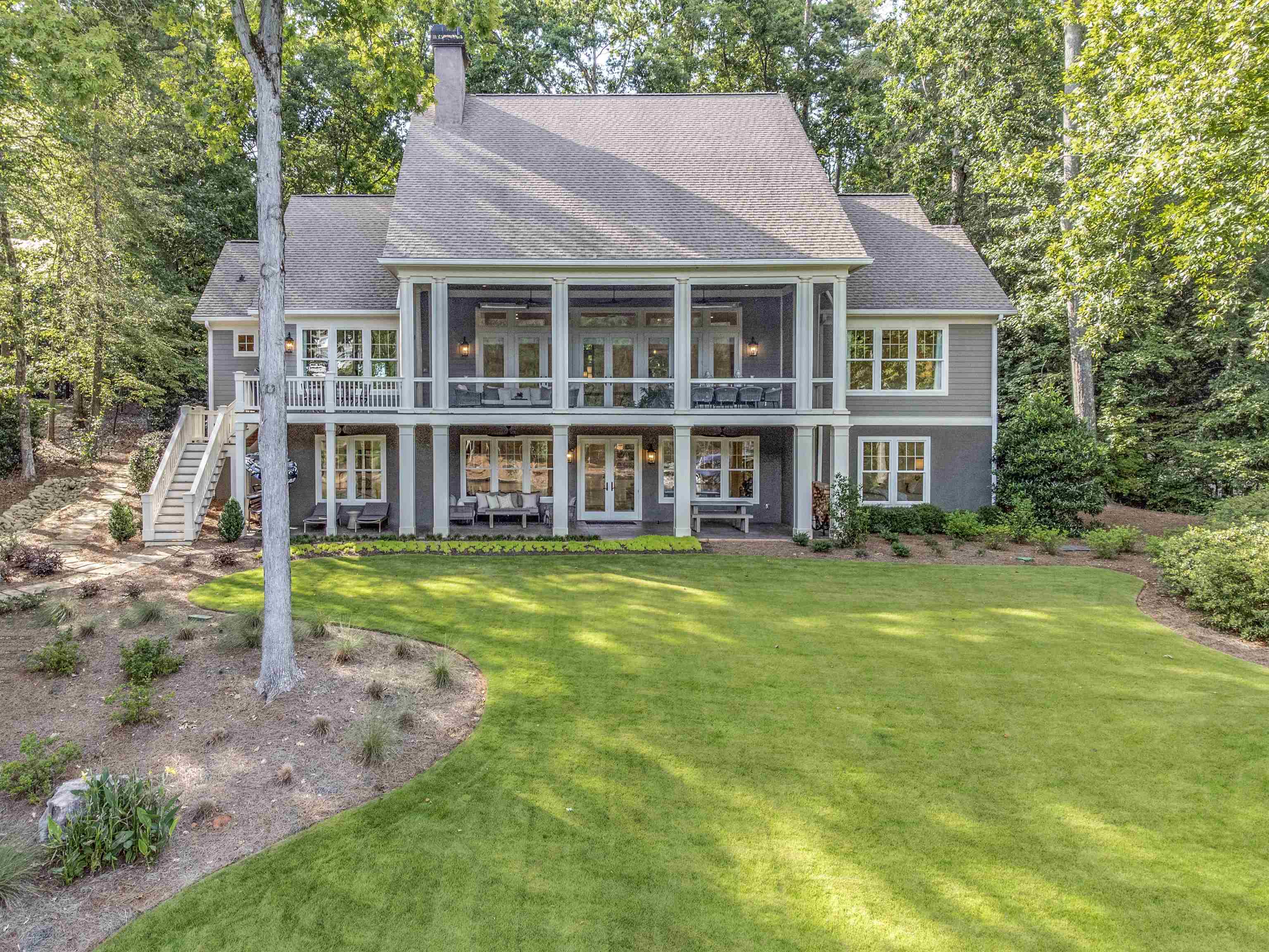 1170 DOGWOOD DRIVE
