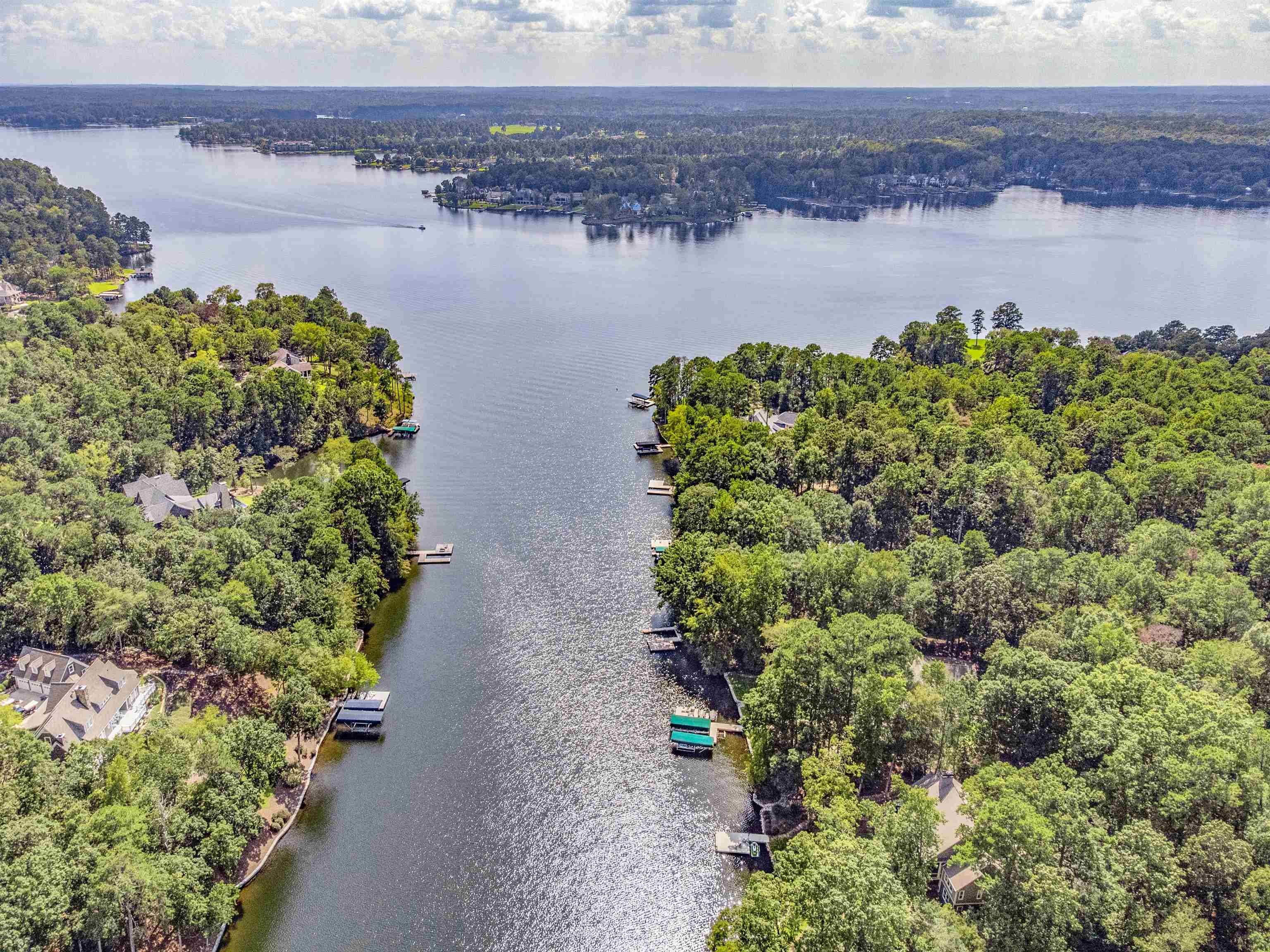 1170 DOGWOOD DRIVE