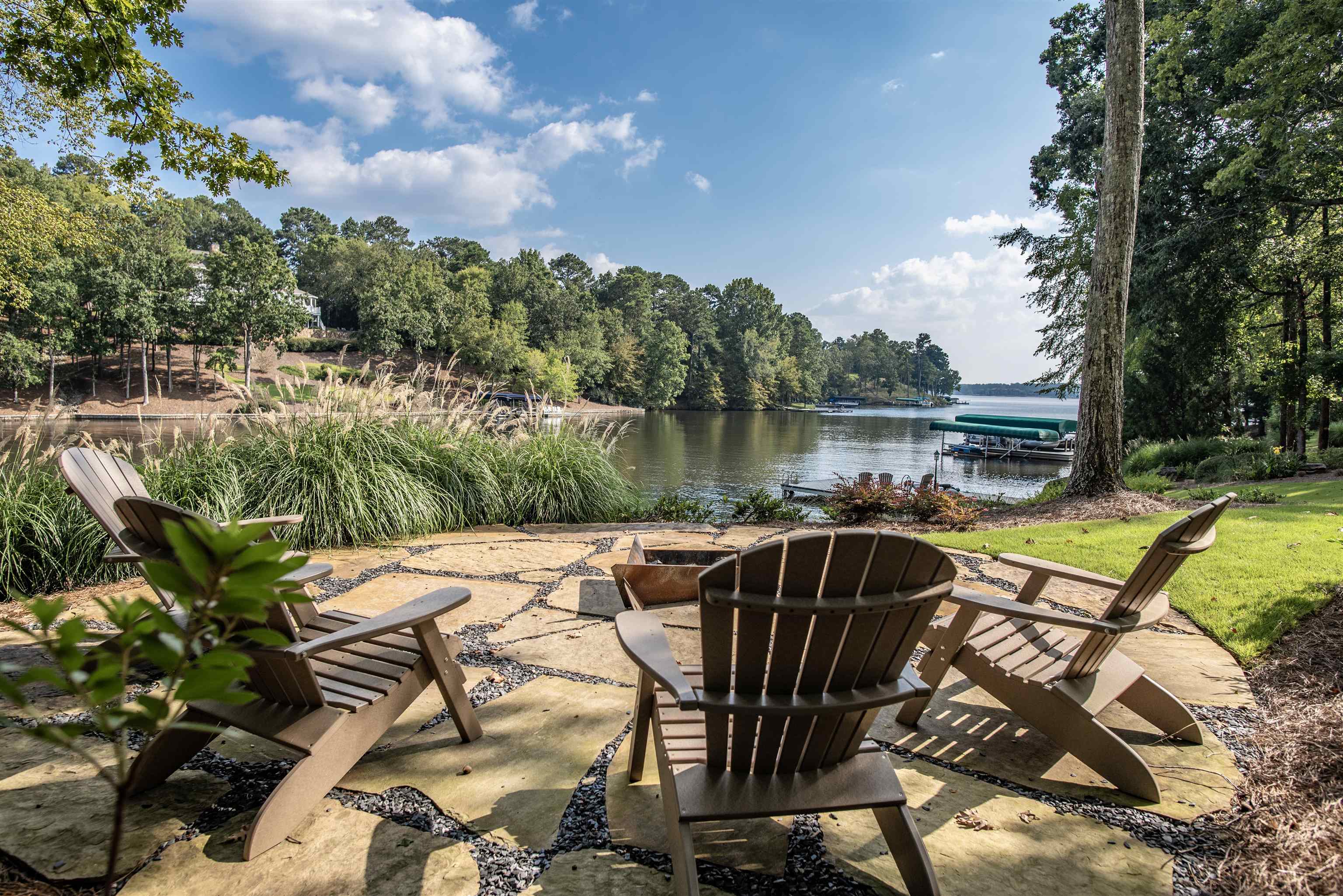 1170 DOGWOOD DRIVE