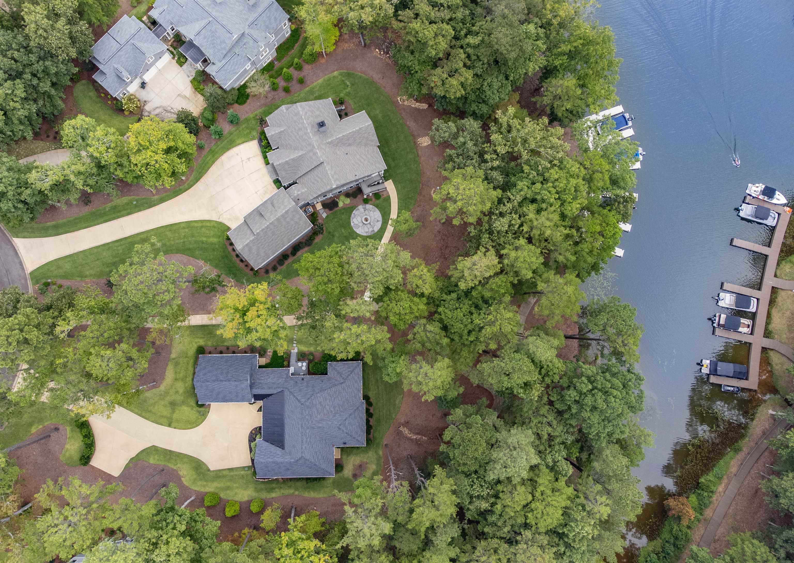 1131 CURTRIGHT PLACE