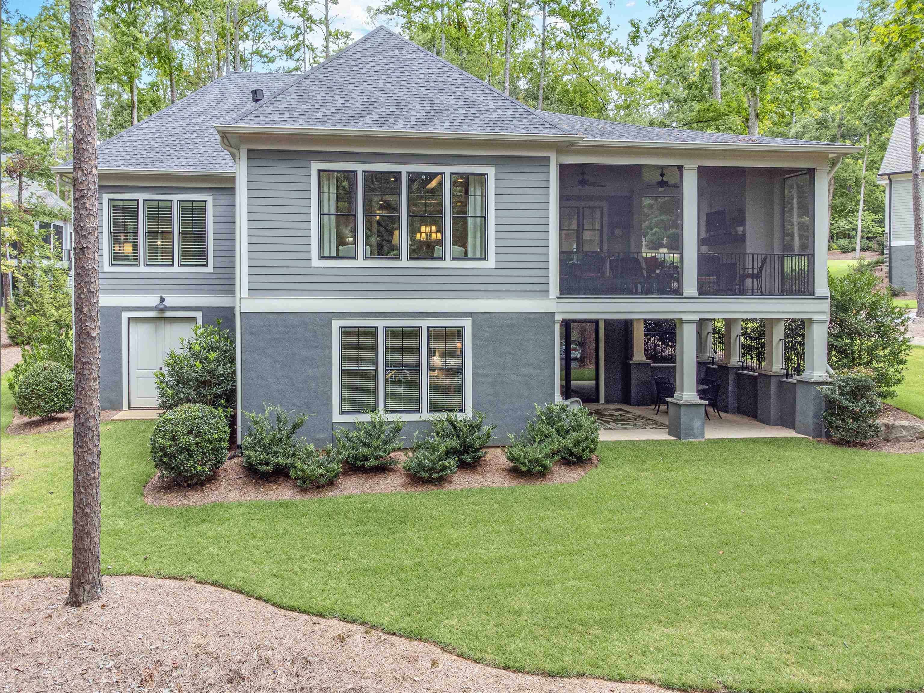 1131 CURTRIGHT PLACE
