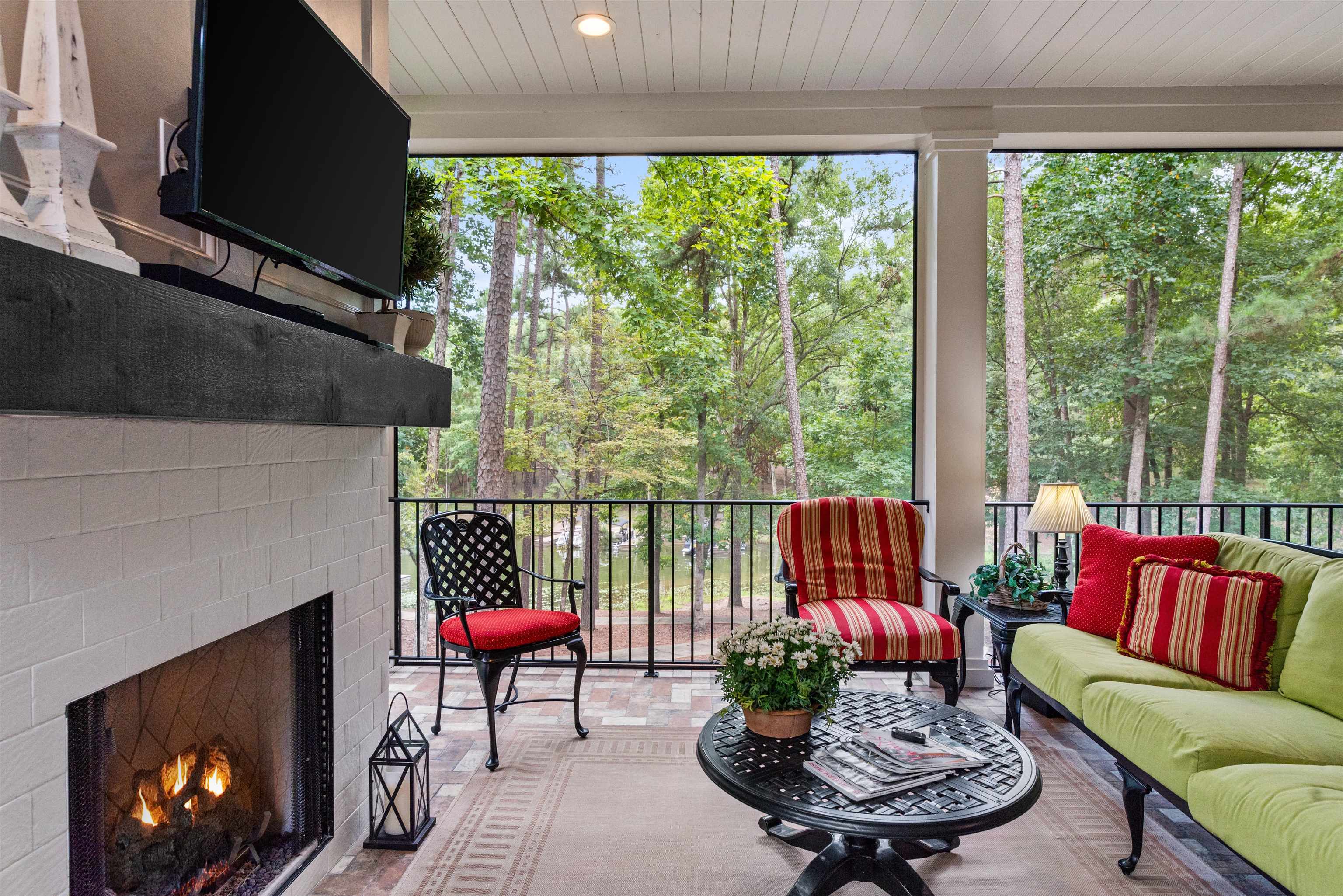 1131 CURTRIGHT PLACE