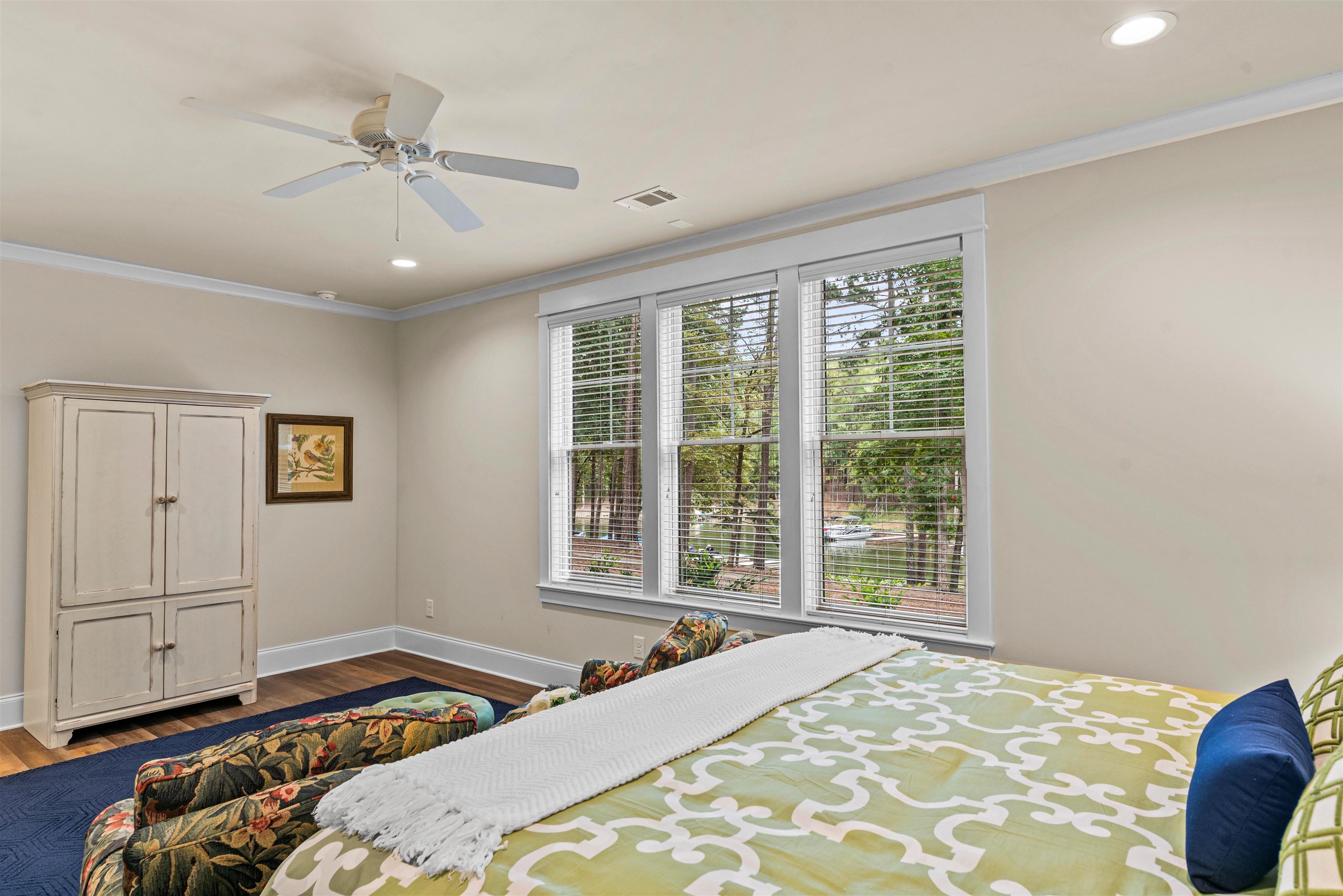 1131 CURTRIGHT PLACE