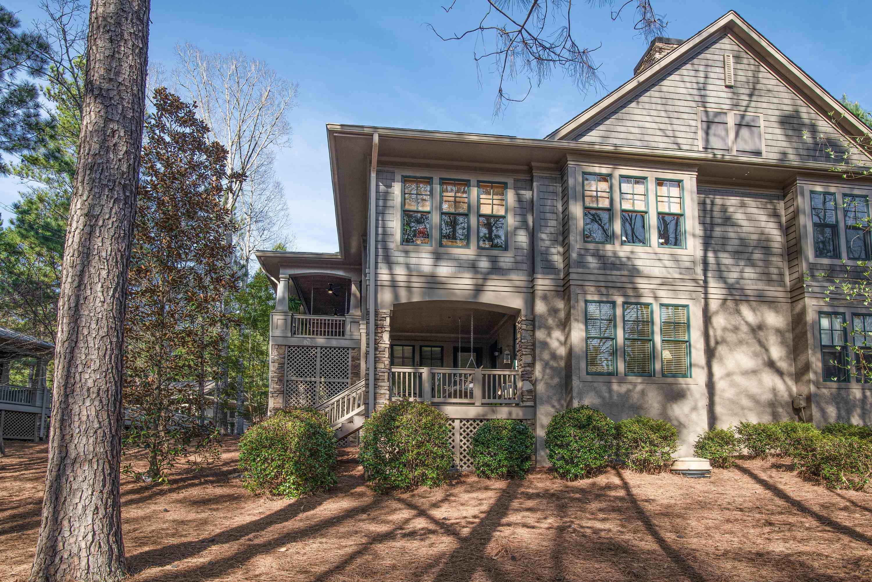 1141 REGENCY DRIVE
