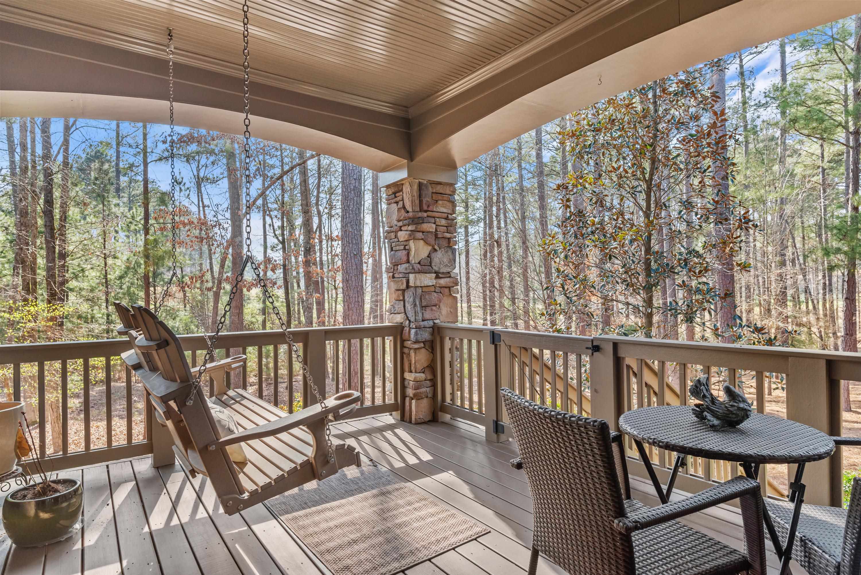 1141 REGENCY DRIVE