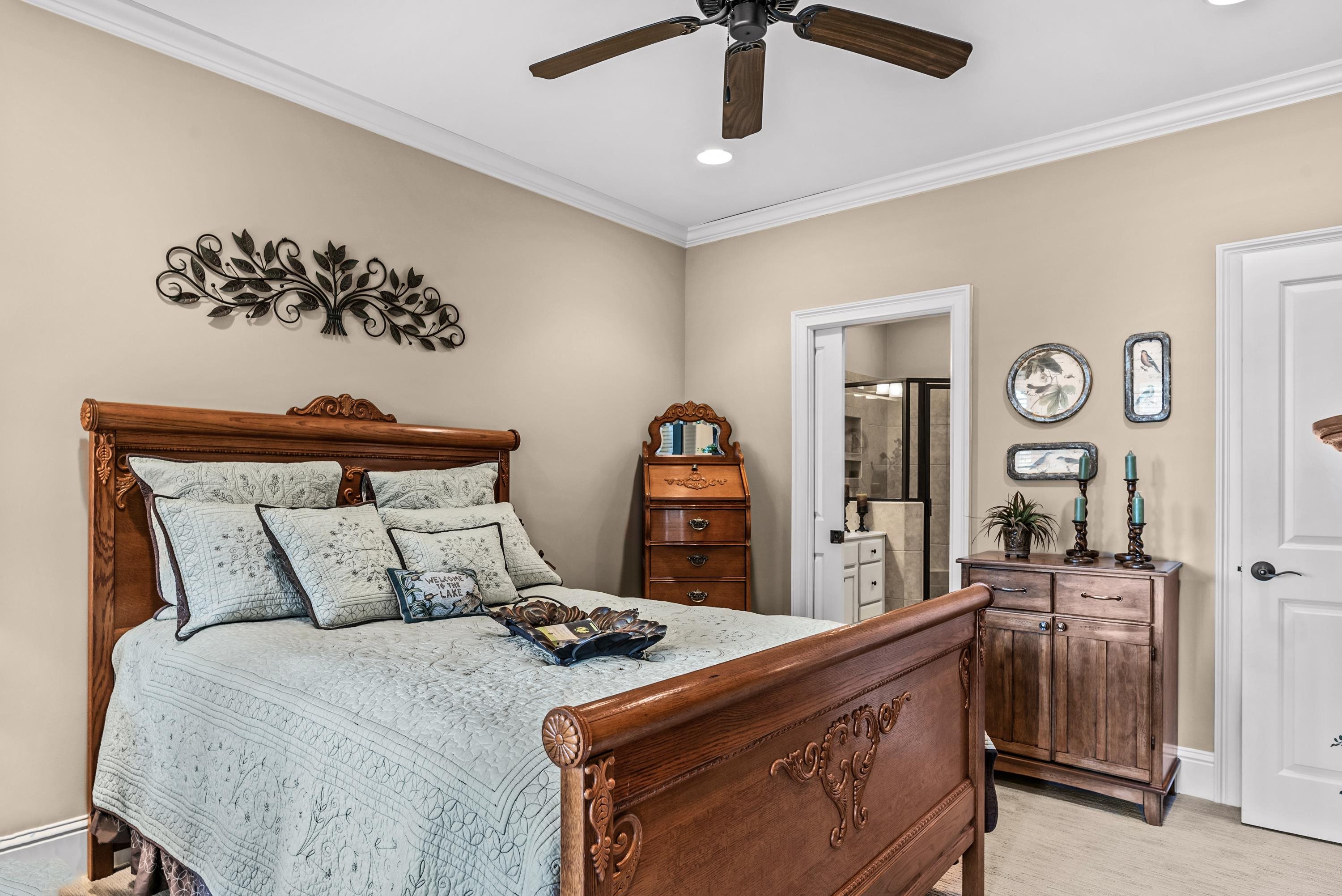 1141 REGENCY DRIVE
