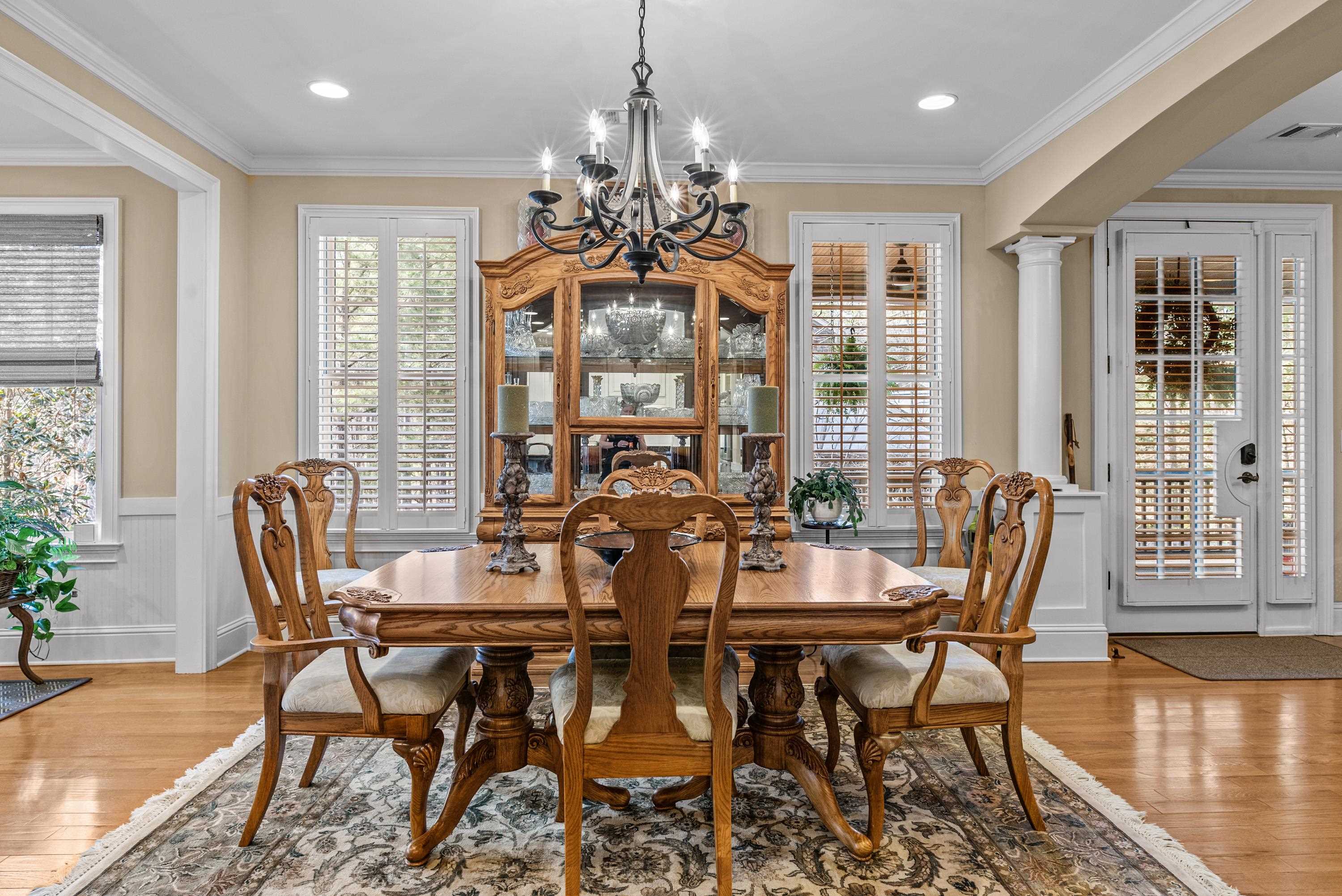 1141 REGENCY DRIVE