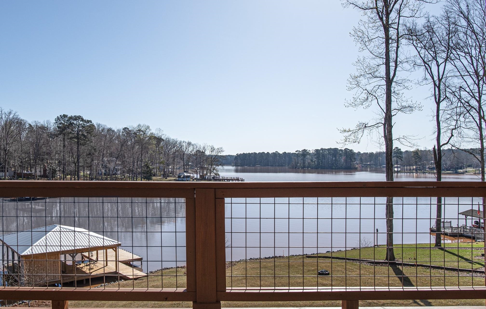 143 THOMAS DRIVE