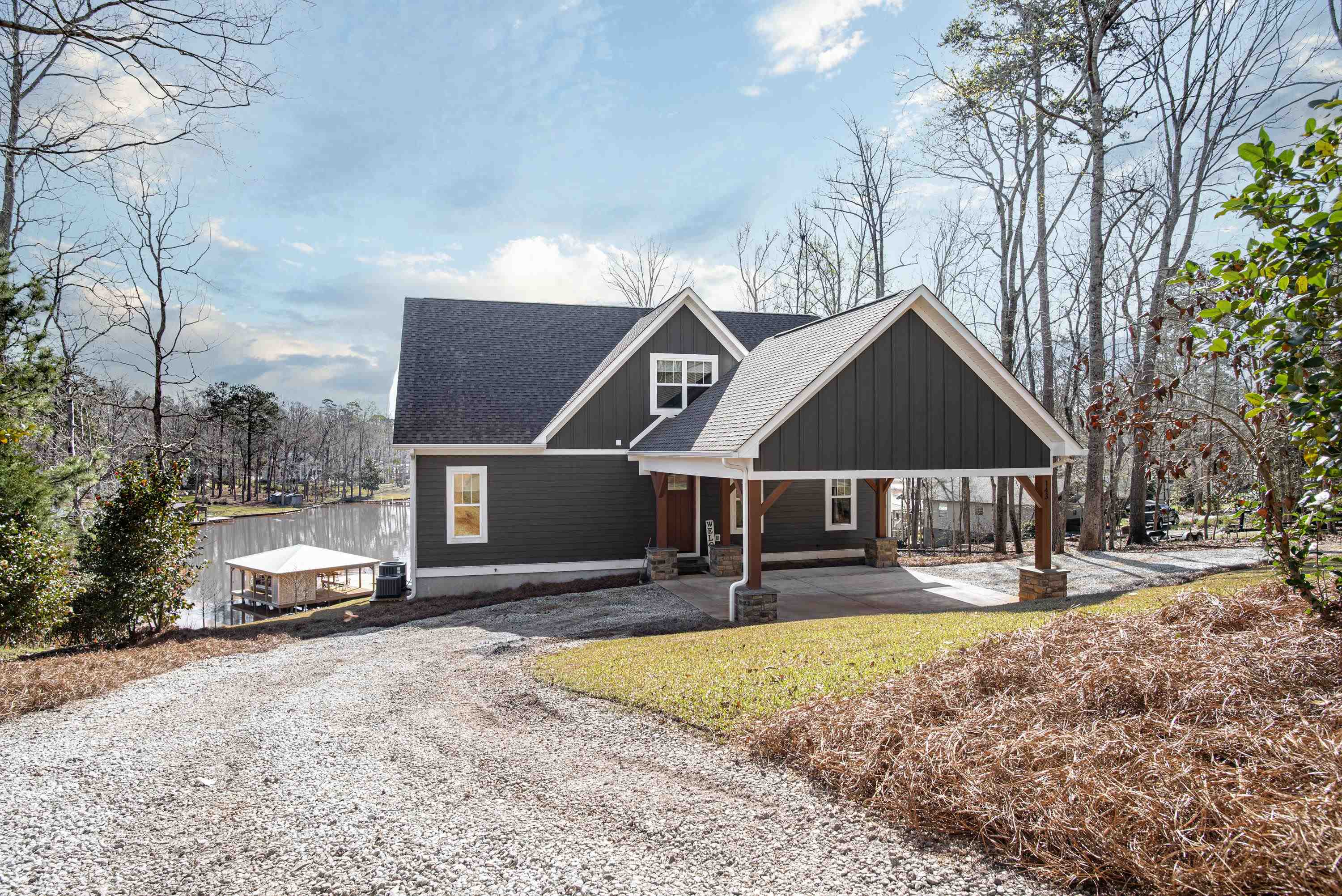 143 THOMAS DRIVE