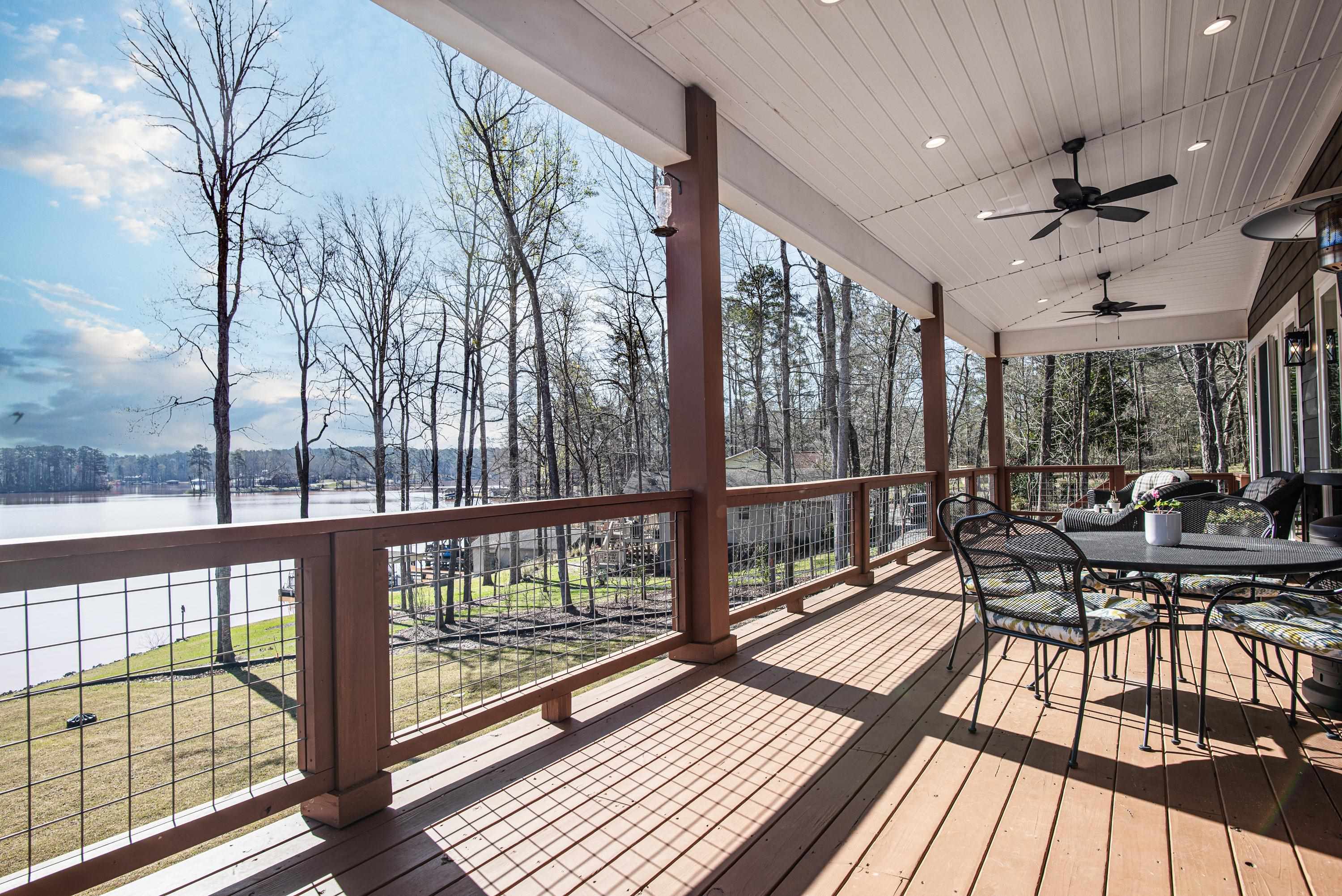 143 THOMAS DRIVE