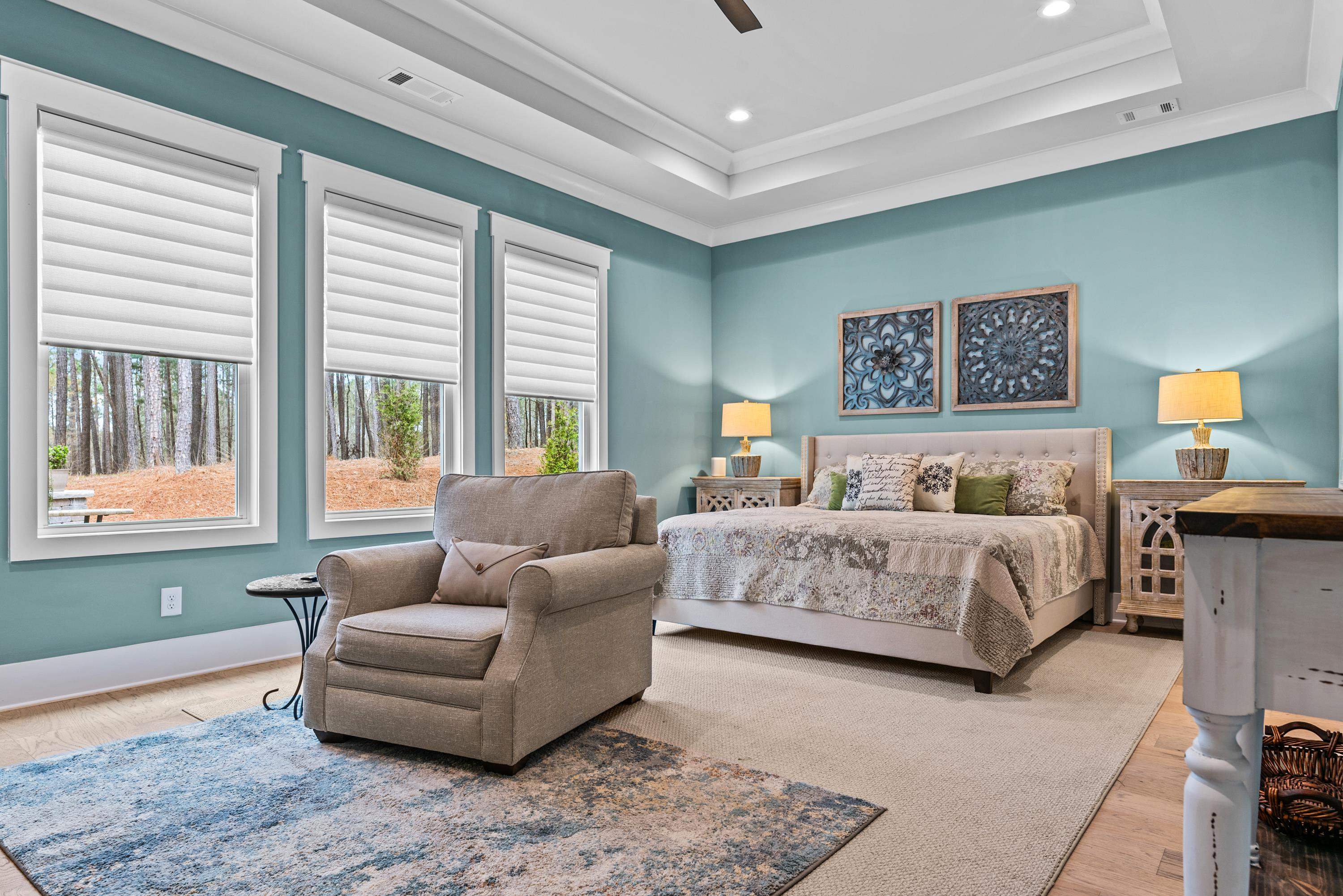 2401 CLUB DRIVE