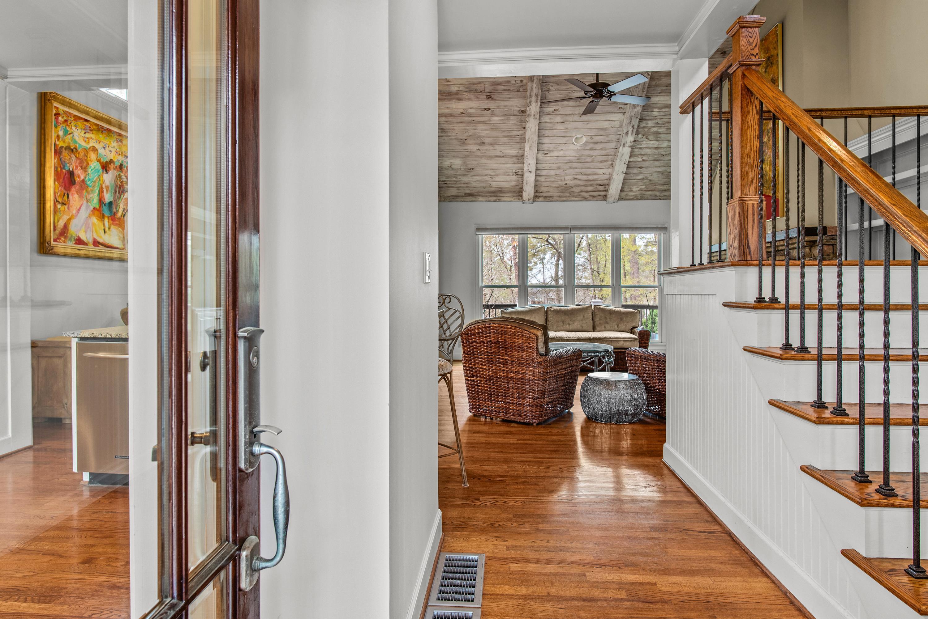 1180 MERCER TRAIL
