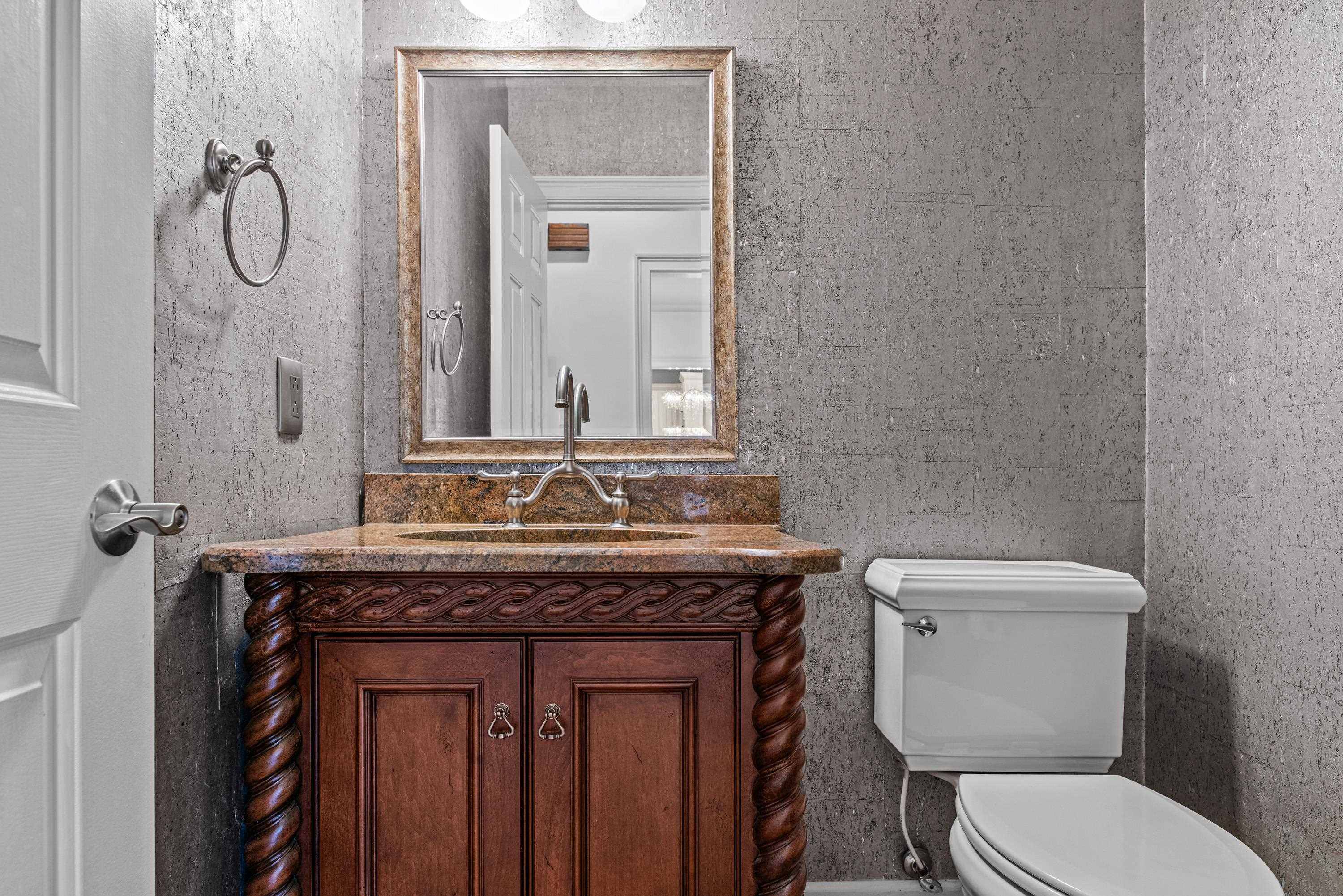 1180 MERCER TRAIL
