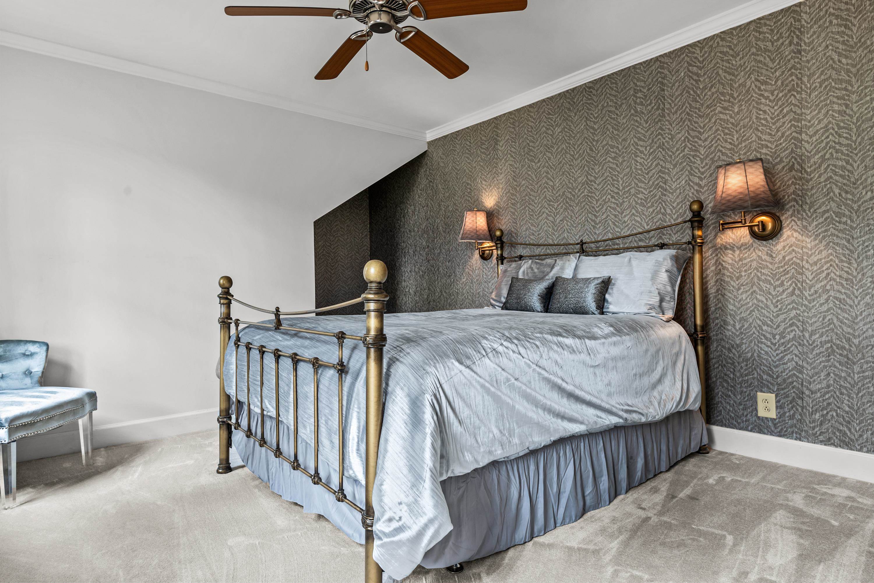 1180 MERCER TRAIL
