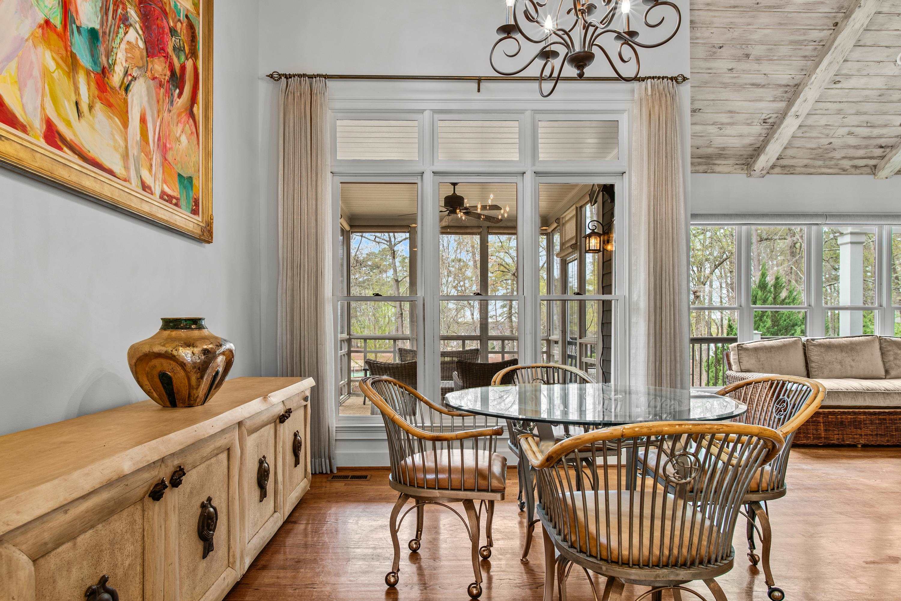 1180 MERCER TRAIL