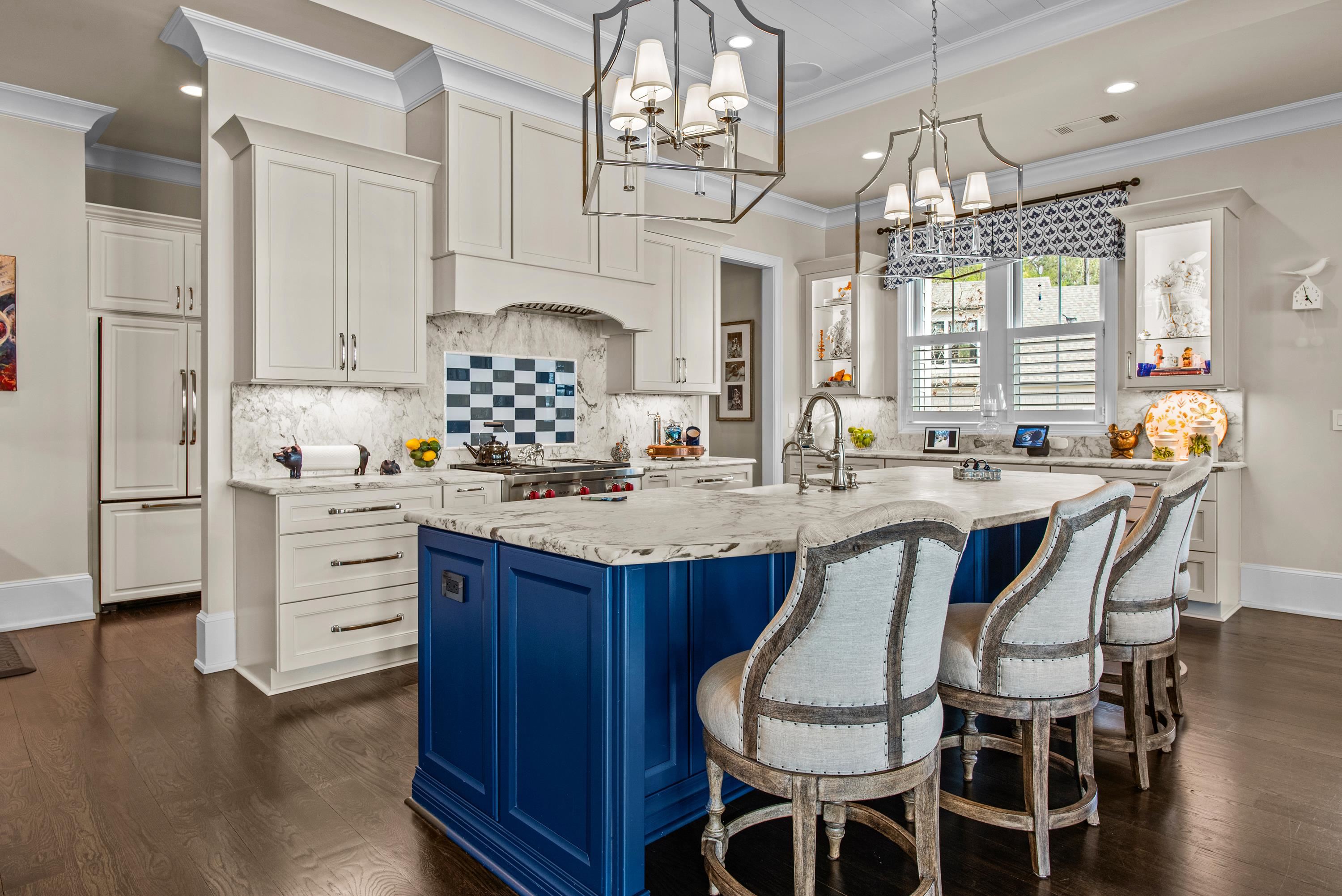 1121 KINGFISHER POINT