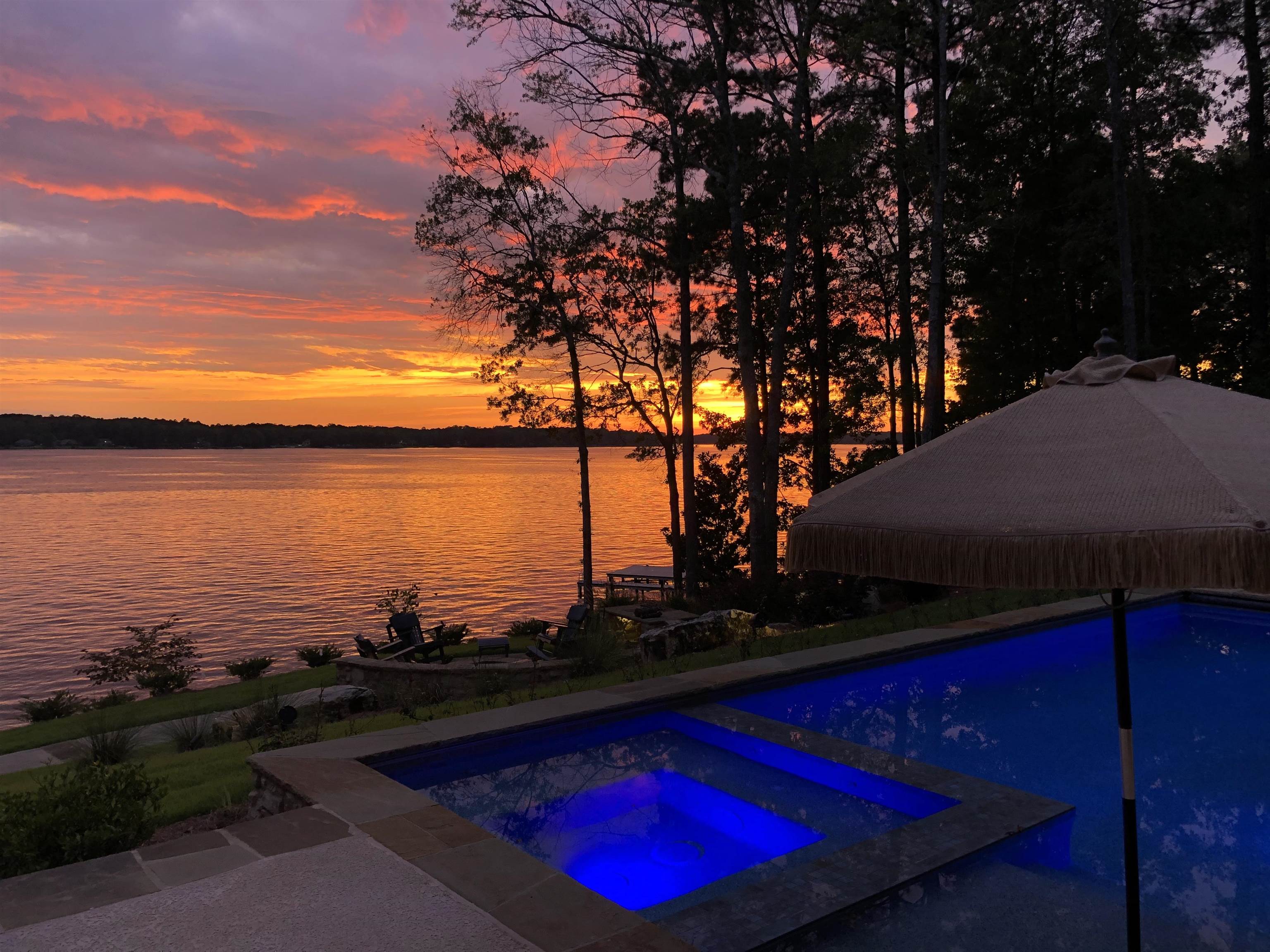 1121 KINGFISHER POINT