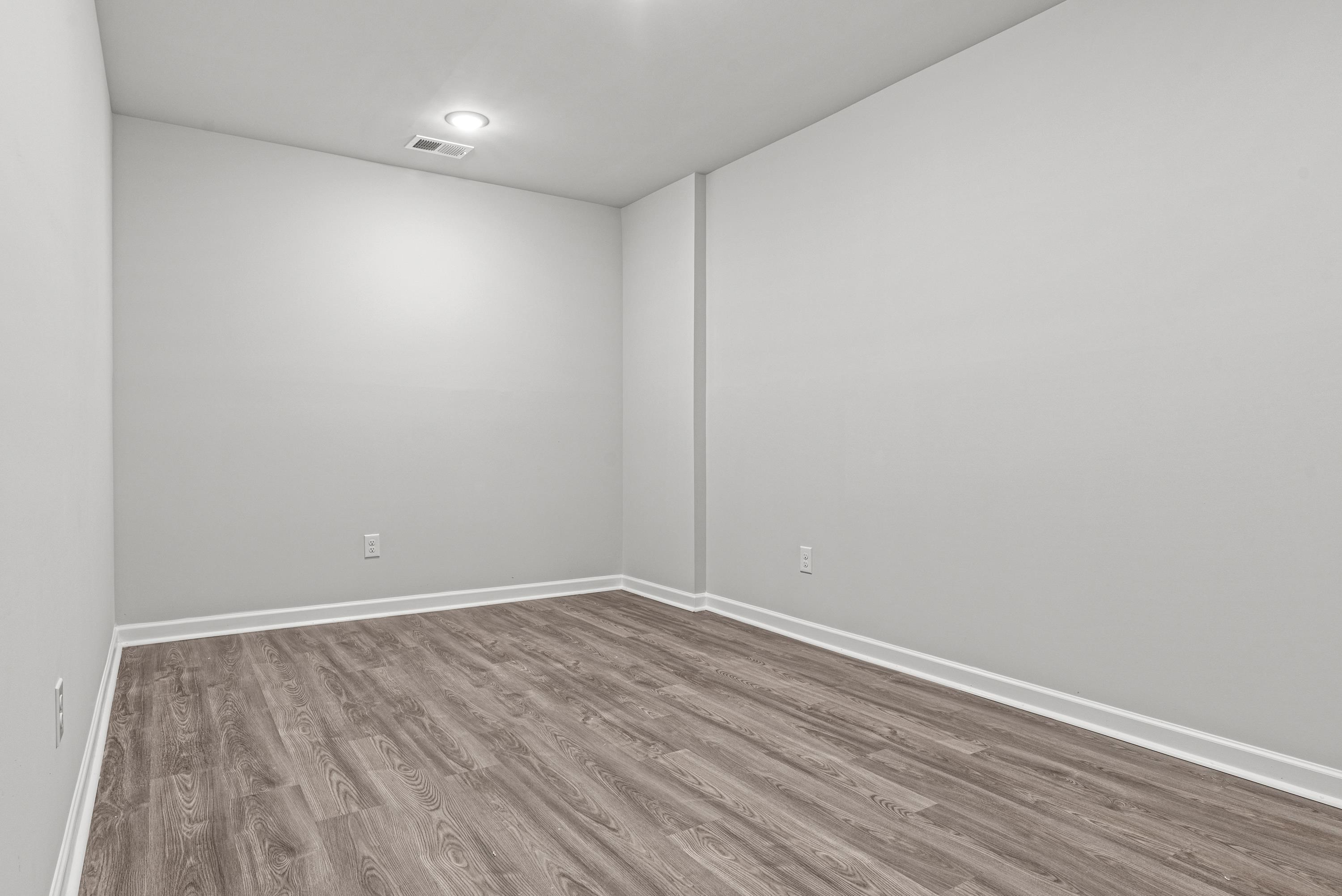 101 CRANE LANE Unit: BUILDING 8 UNIT 7C