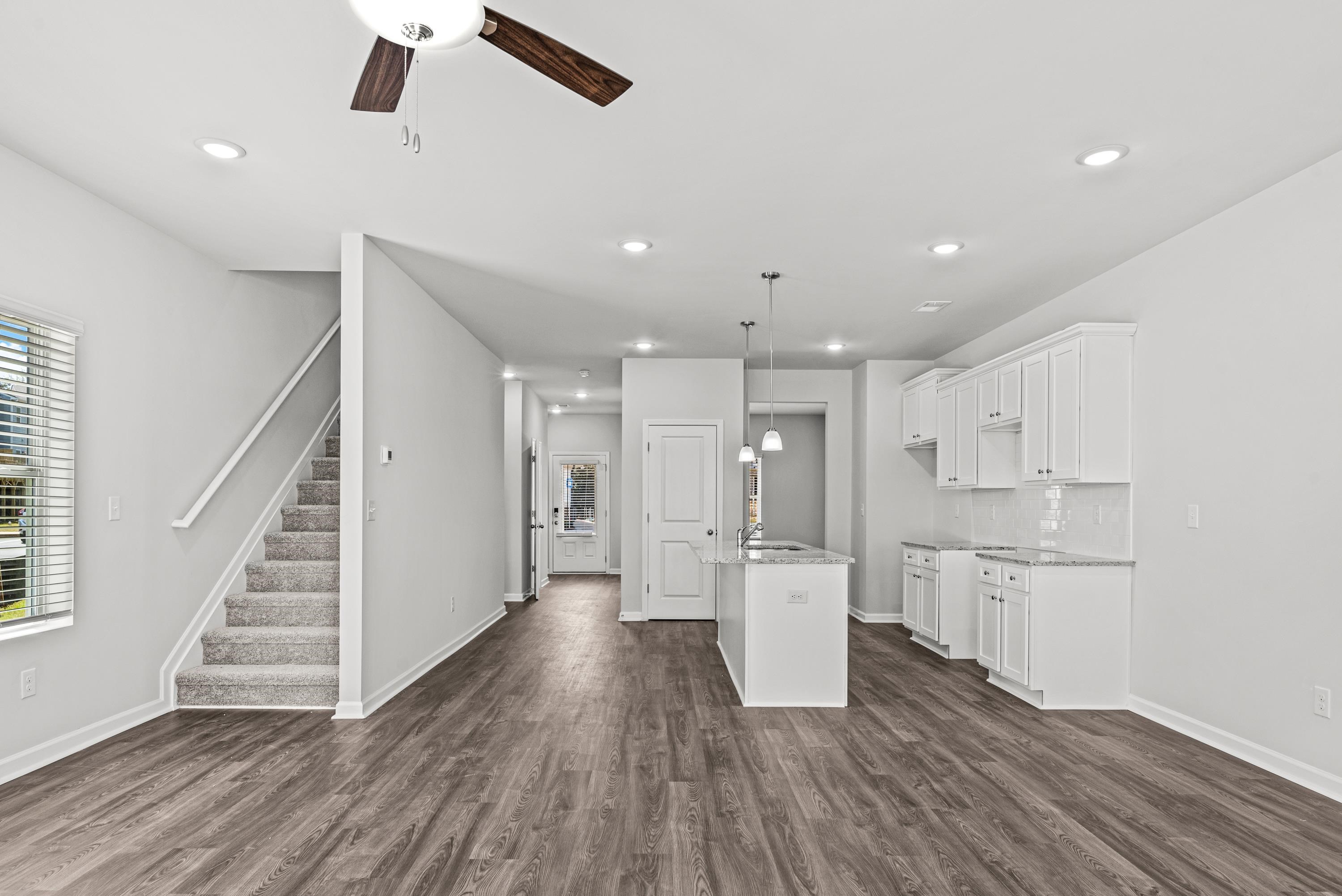 101 CRANE LANE Unit: BUILDING 8 UNIT 7C