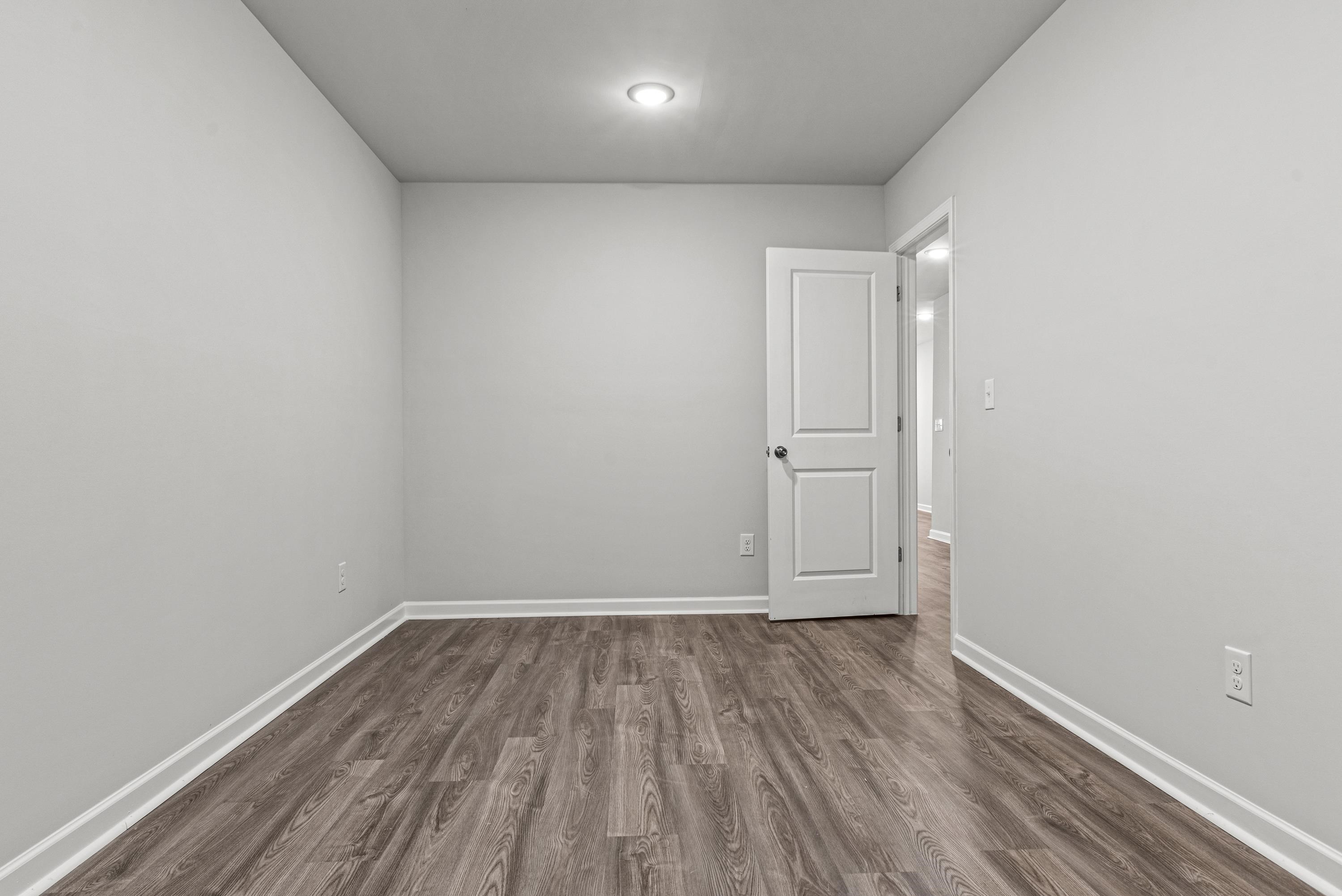 101 CRANE LANE Unit: BUILDING 8 UNIT 7C