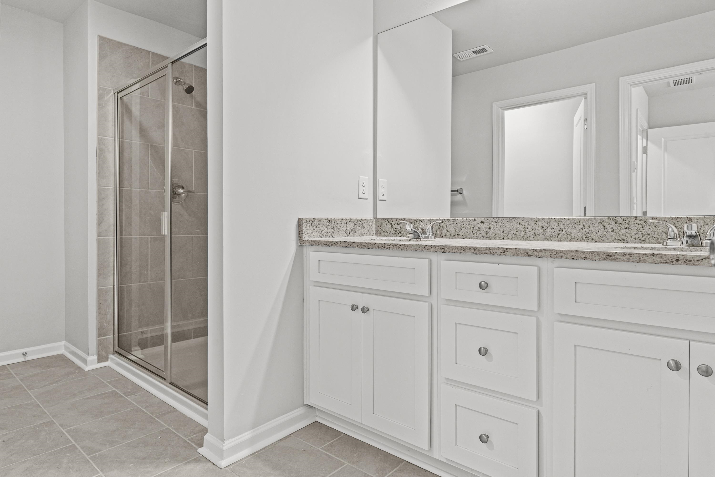 101 CRANE LANE Unit: BUILDING 8 UNIT 7C