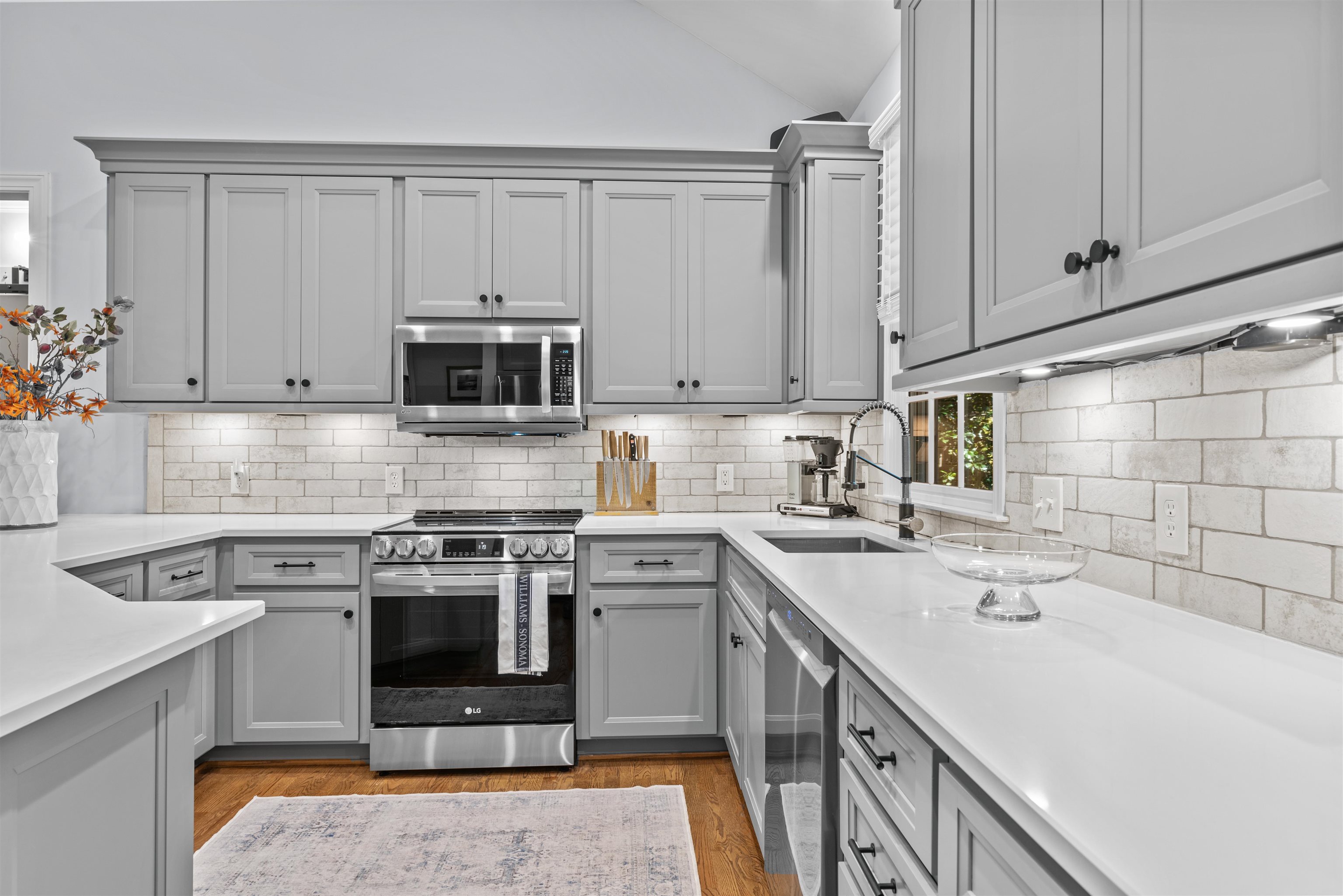 111 SEVEN OAKS WAY