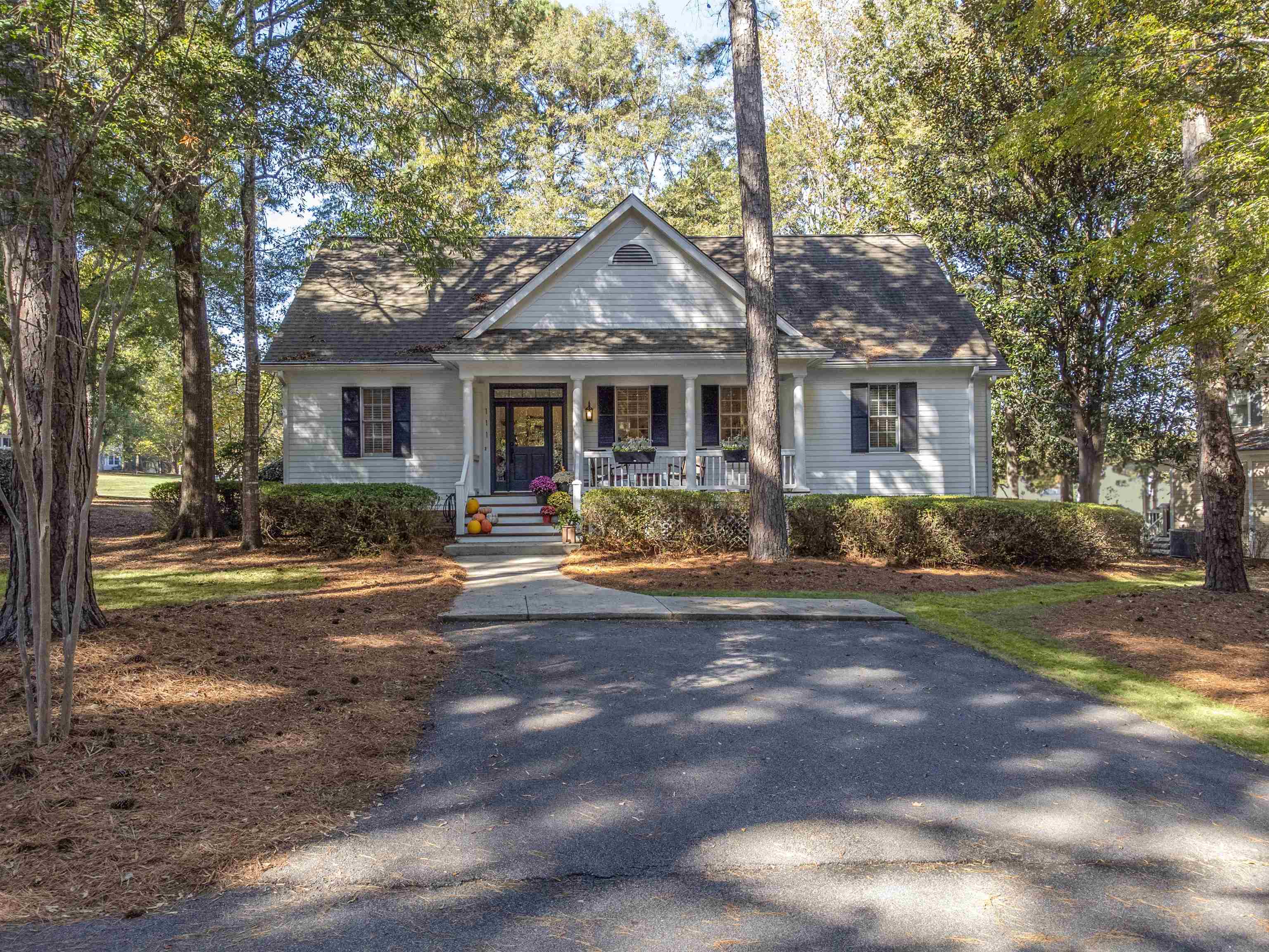 111 SEVEN OAKS WAY