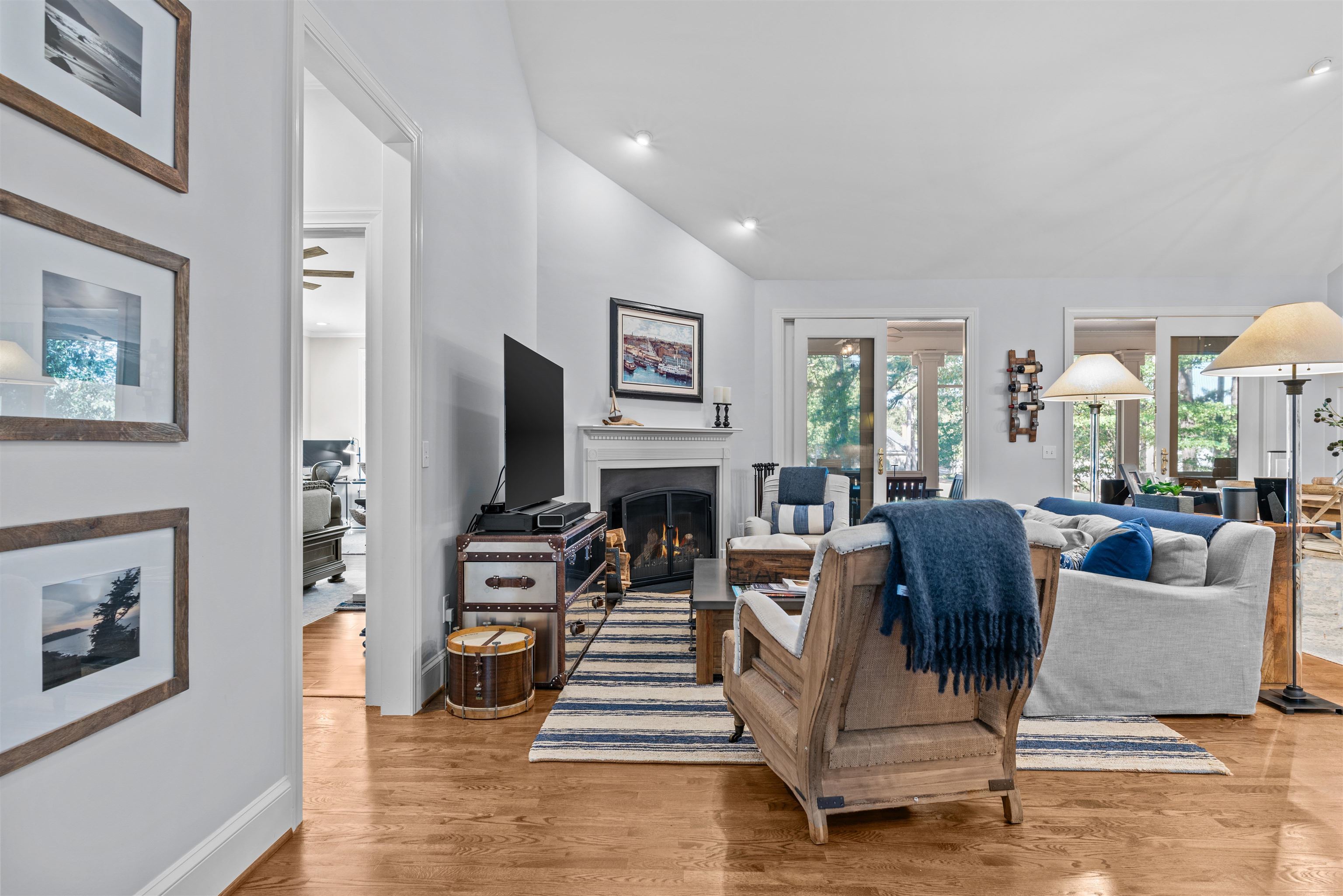 111 SEVEN OAKS WAY