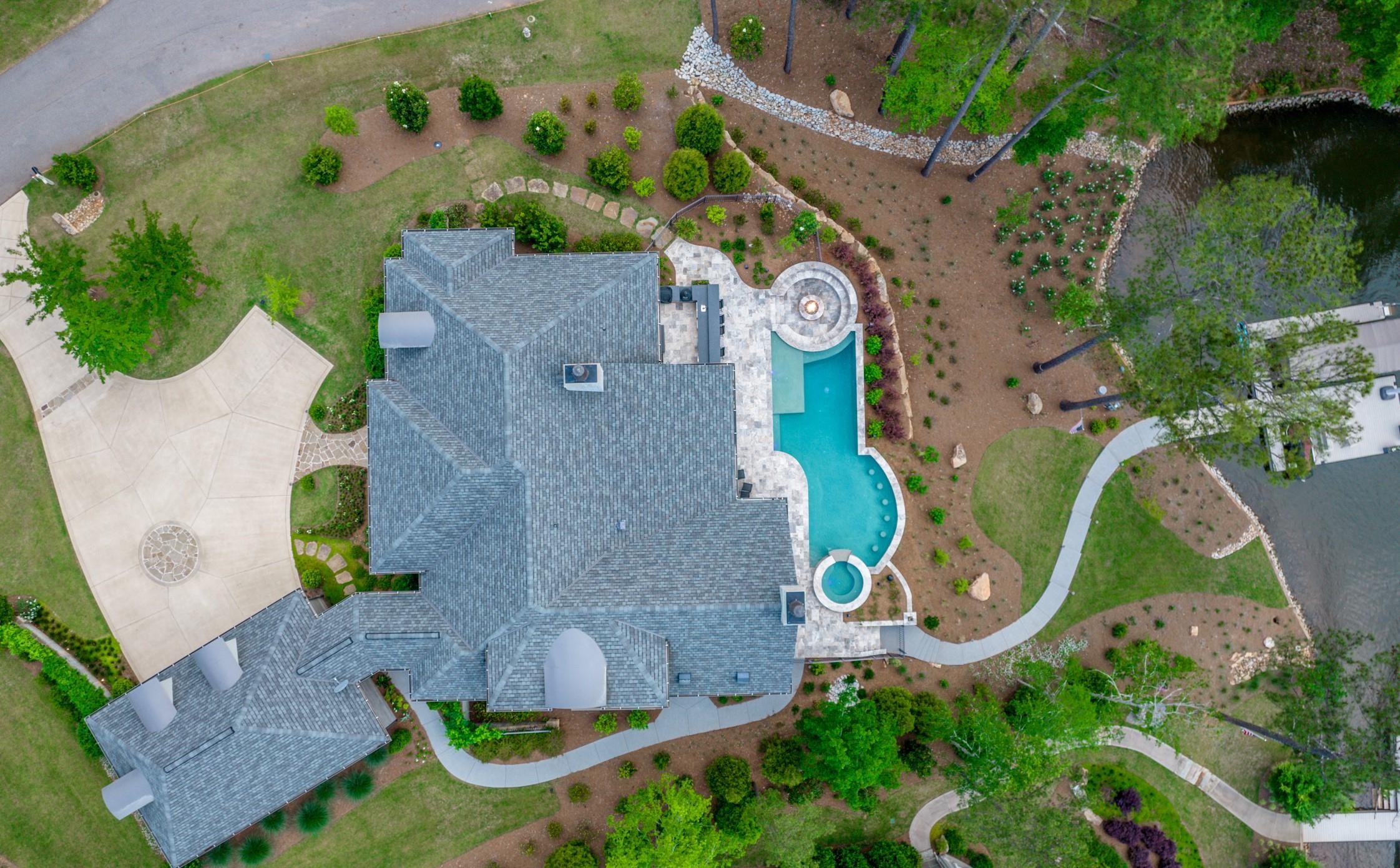 1041 WEST VISTA WAY