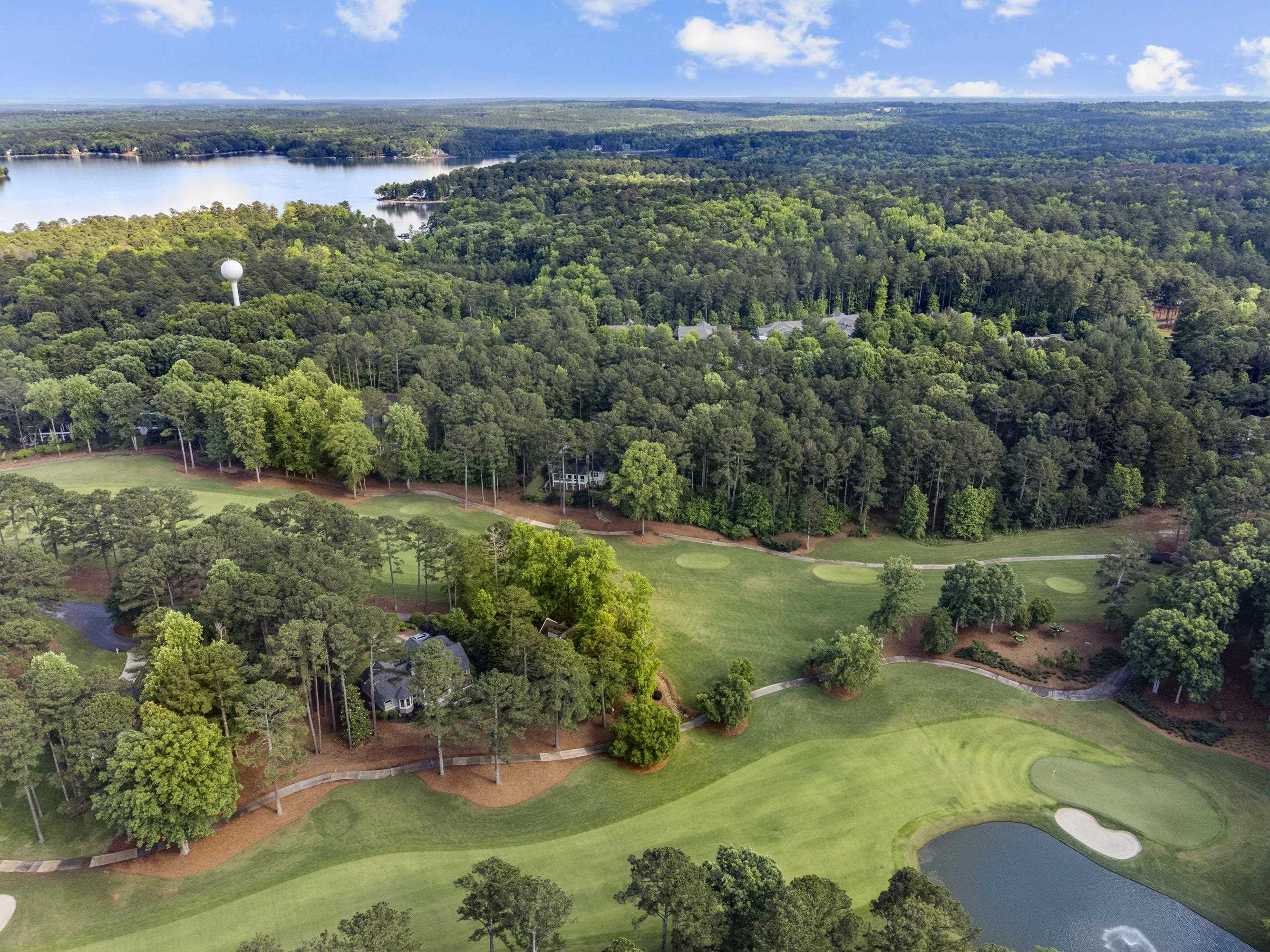 113 BOXWOOD COURT