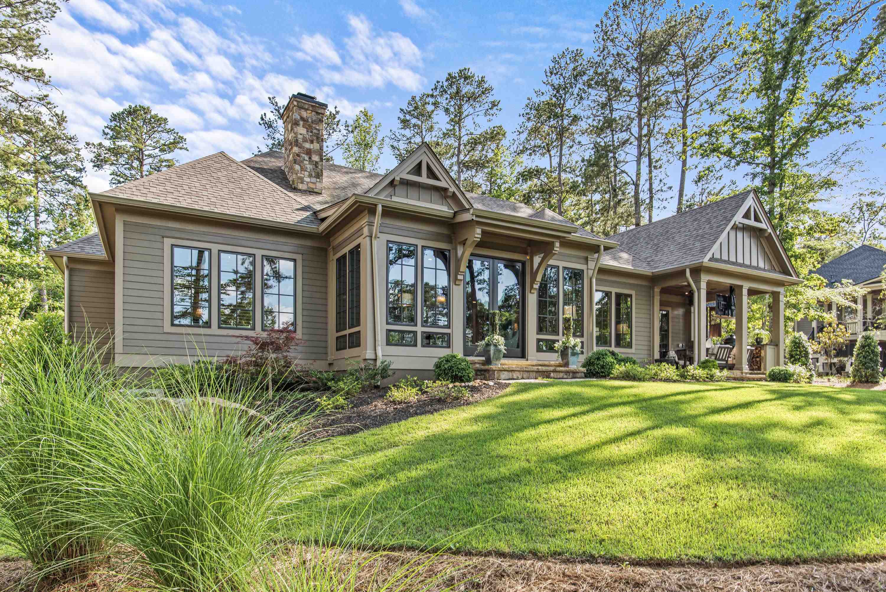 1080 CURTRIGHT PLACE