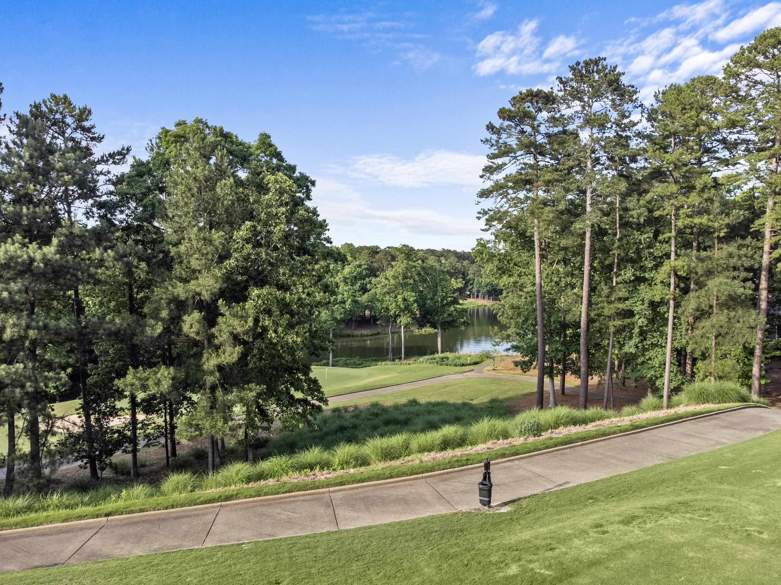 1080 CURTRIGHT PLACE