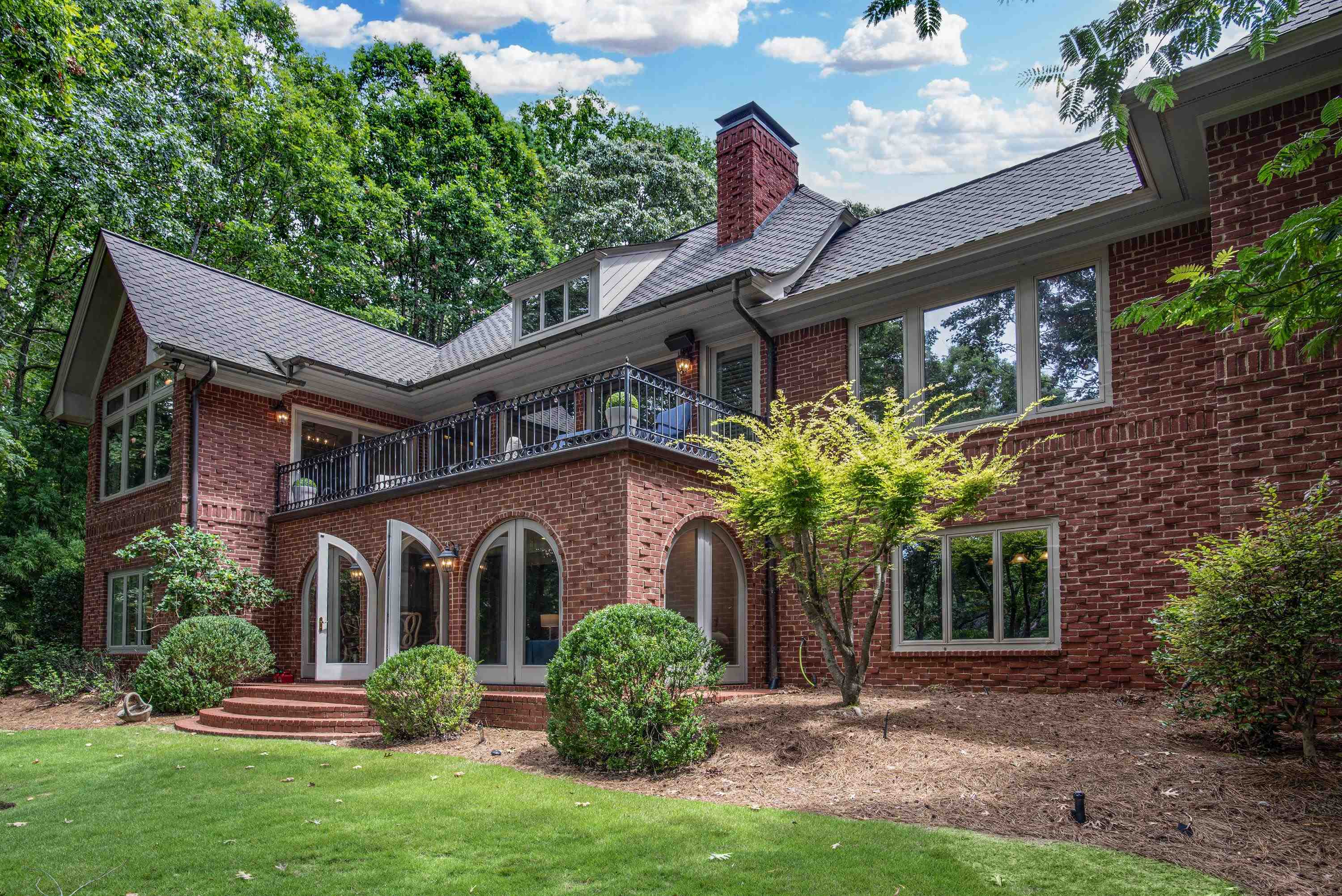 269 REYNOLDS DRIVE