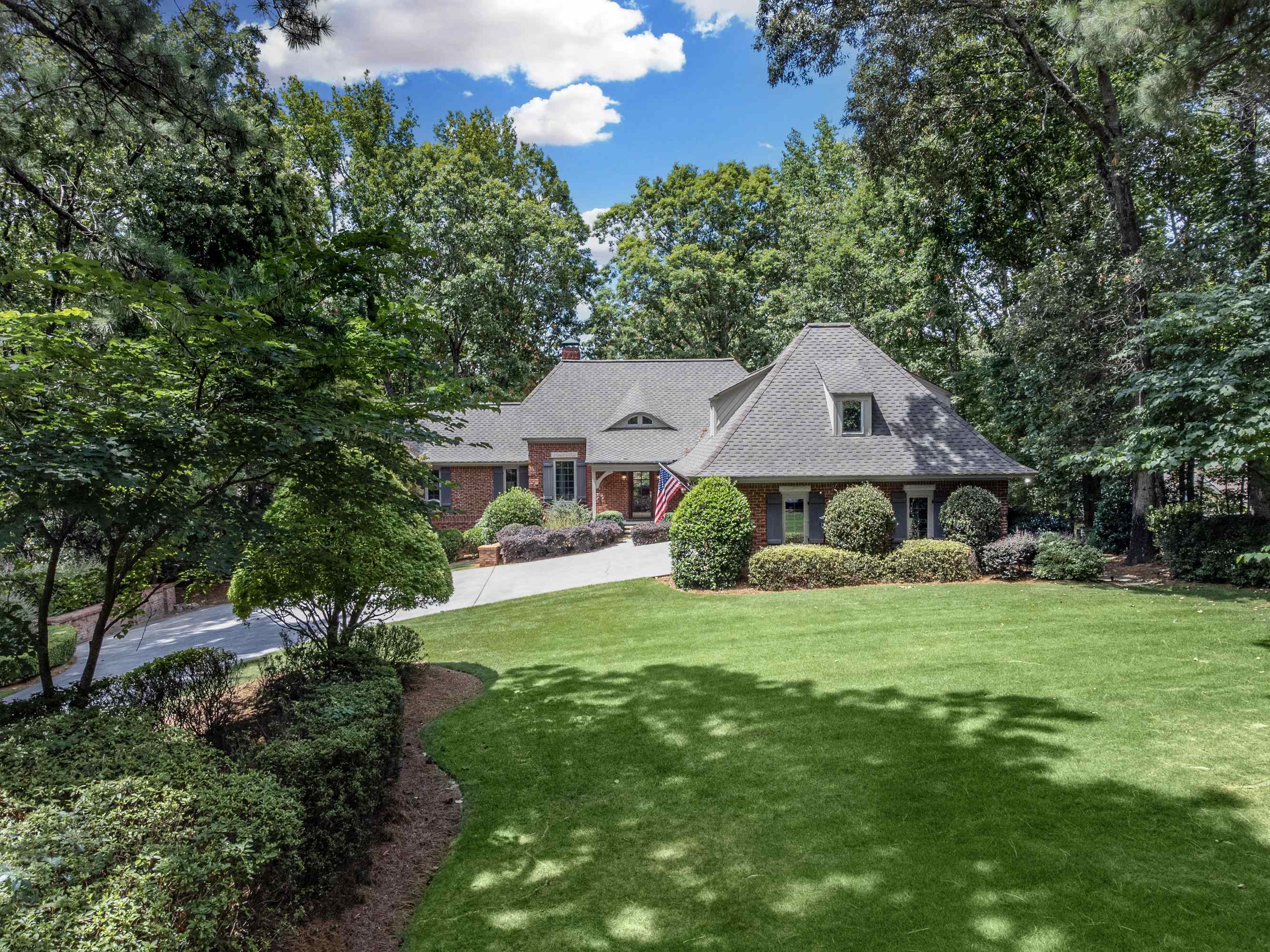 269 REYNOLDS DRIVE