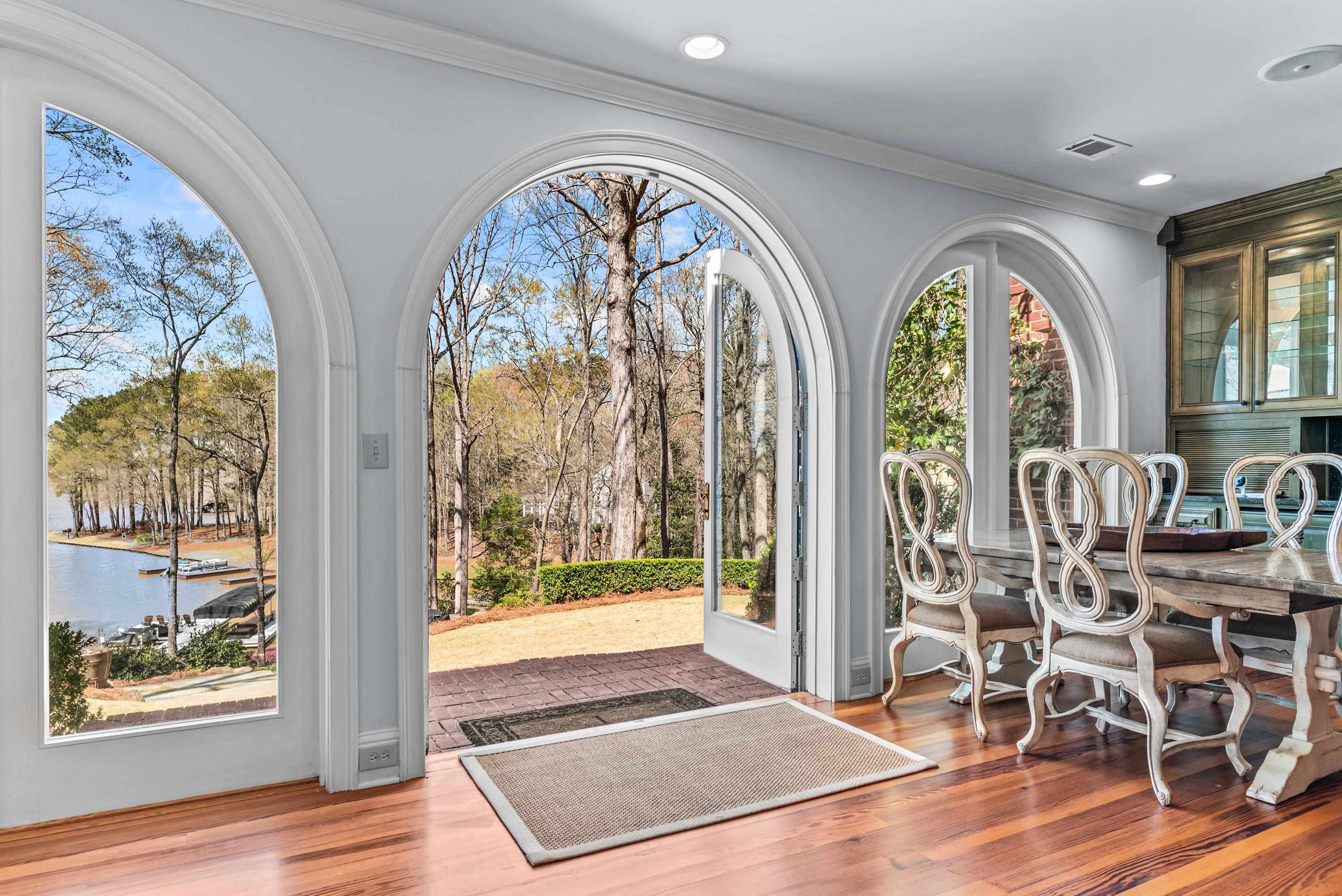 269 REYNOLDS DRIVE