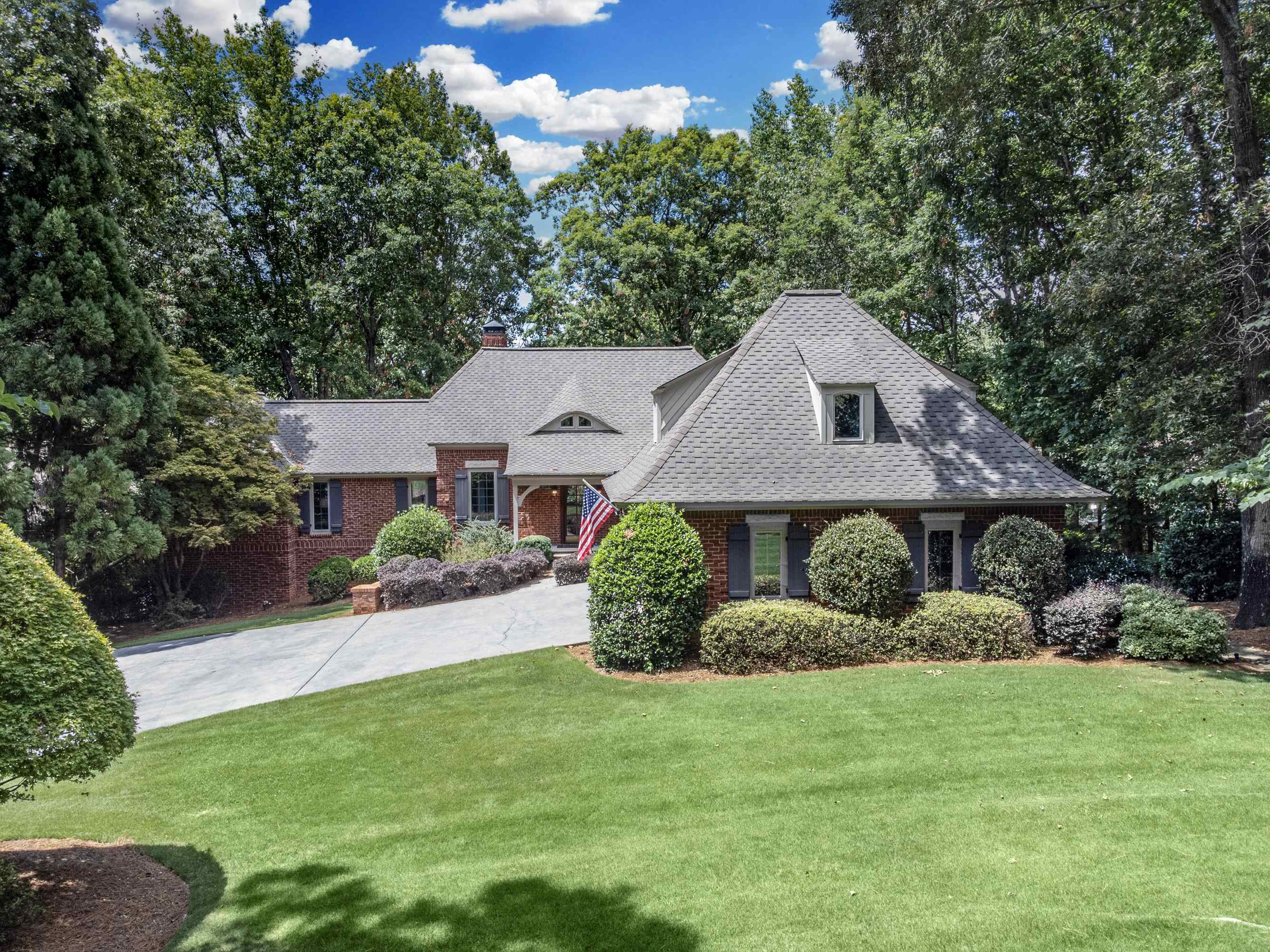 269 REYNOLDS DRIVE