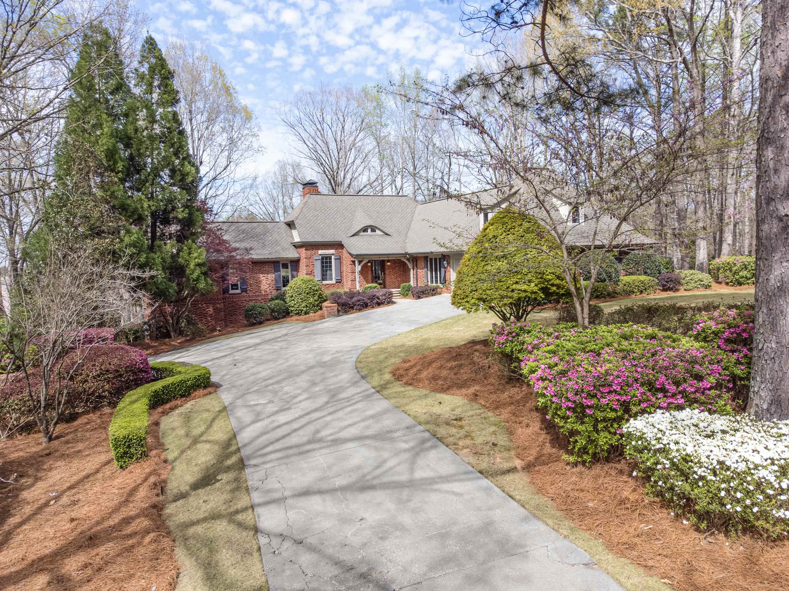 269 REYNOLDS DRIVE