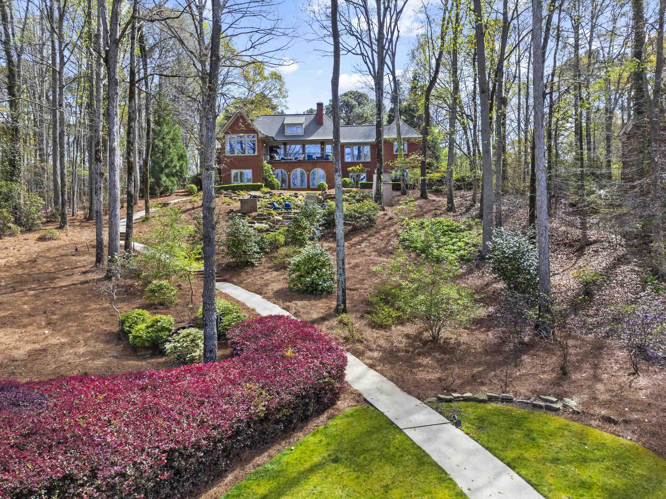 269 REYNOLDS DRIVE