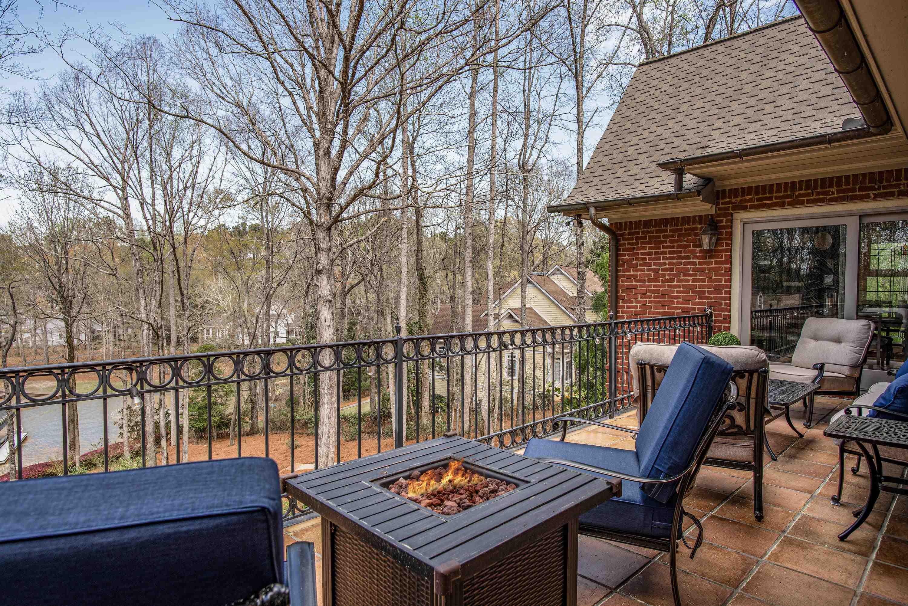 269 REYNOLDS DRIVE