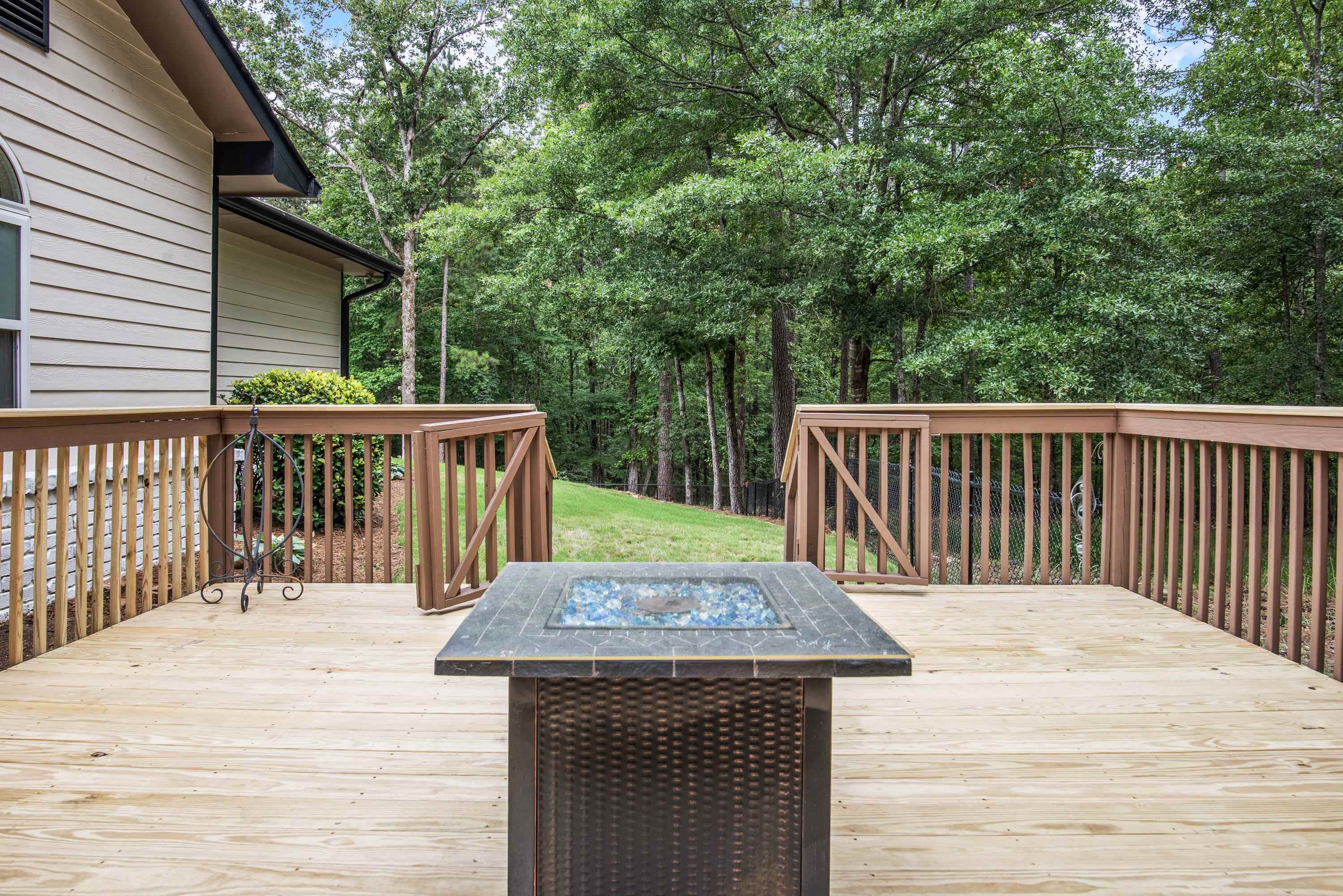 1201 GRANITE COVE DRIVE