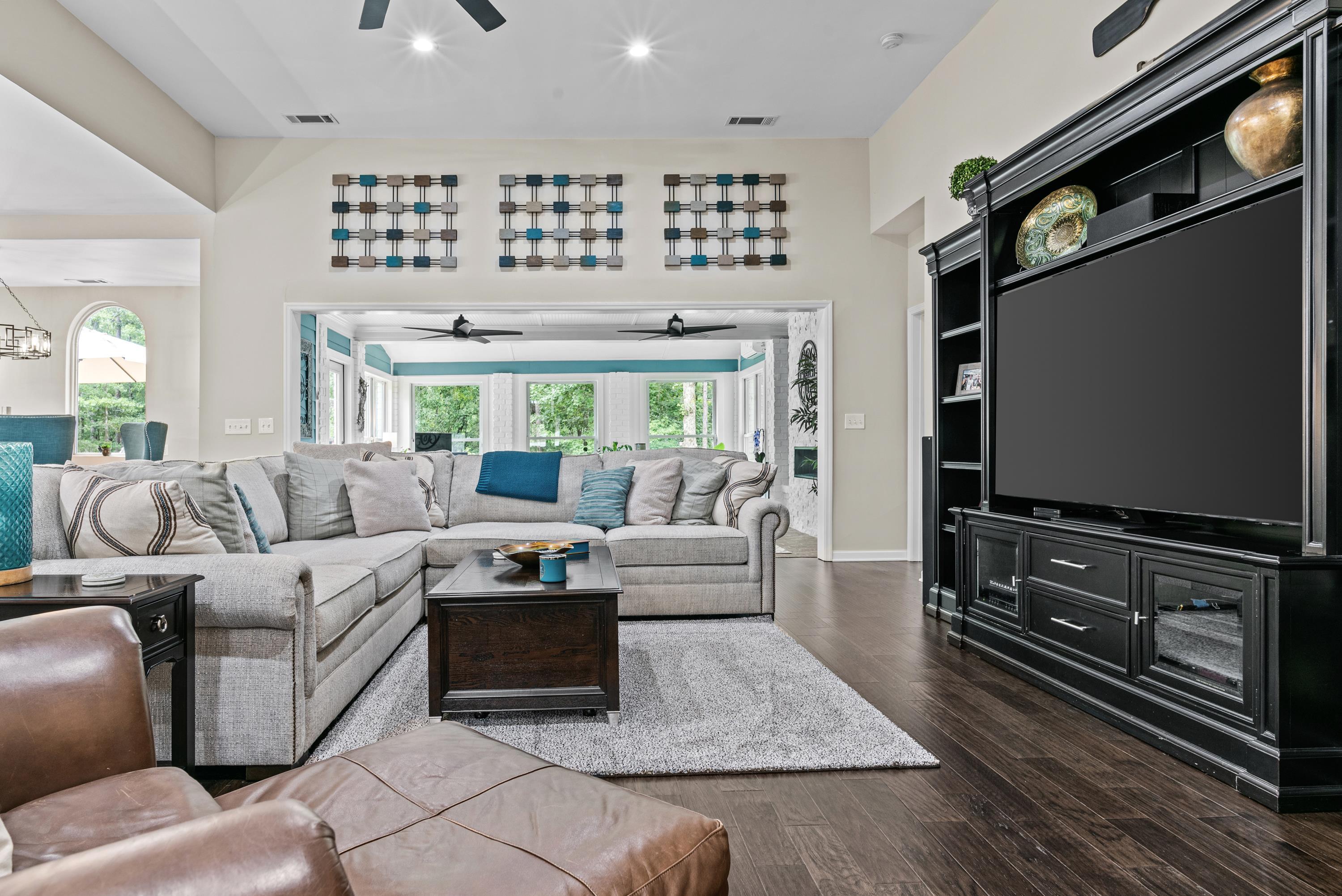 1201 GRANITE COVE DRIVE