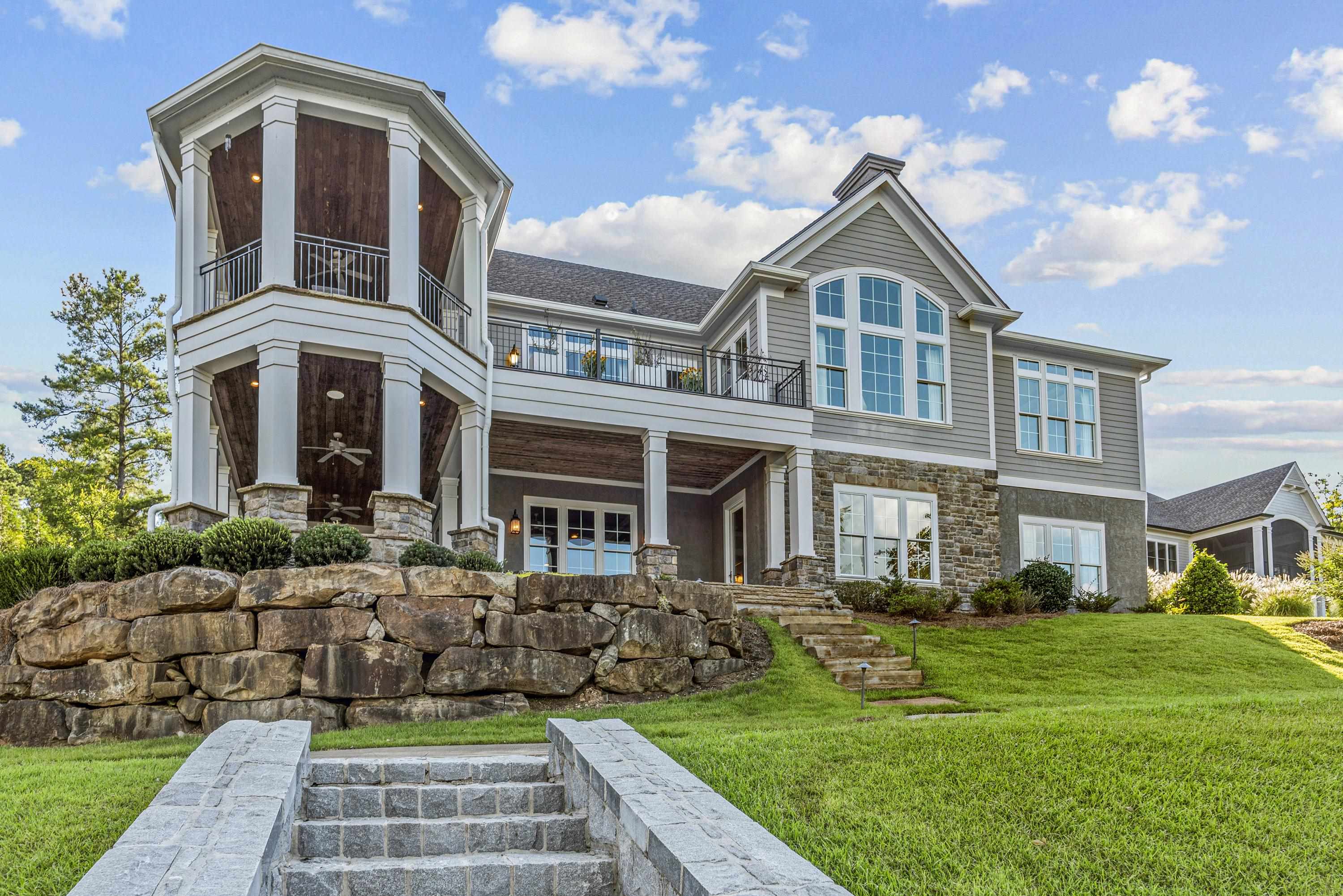 1060 RIDGE GROVE
