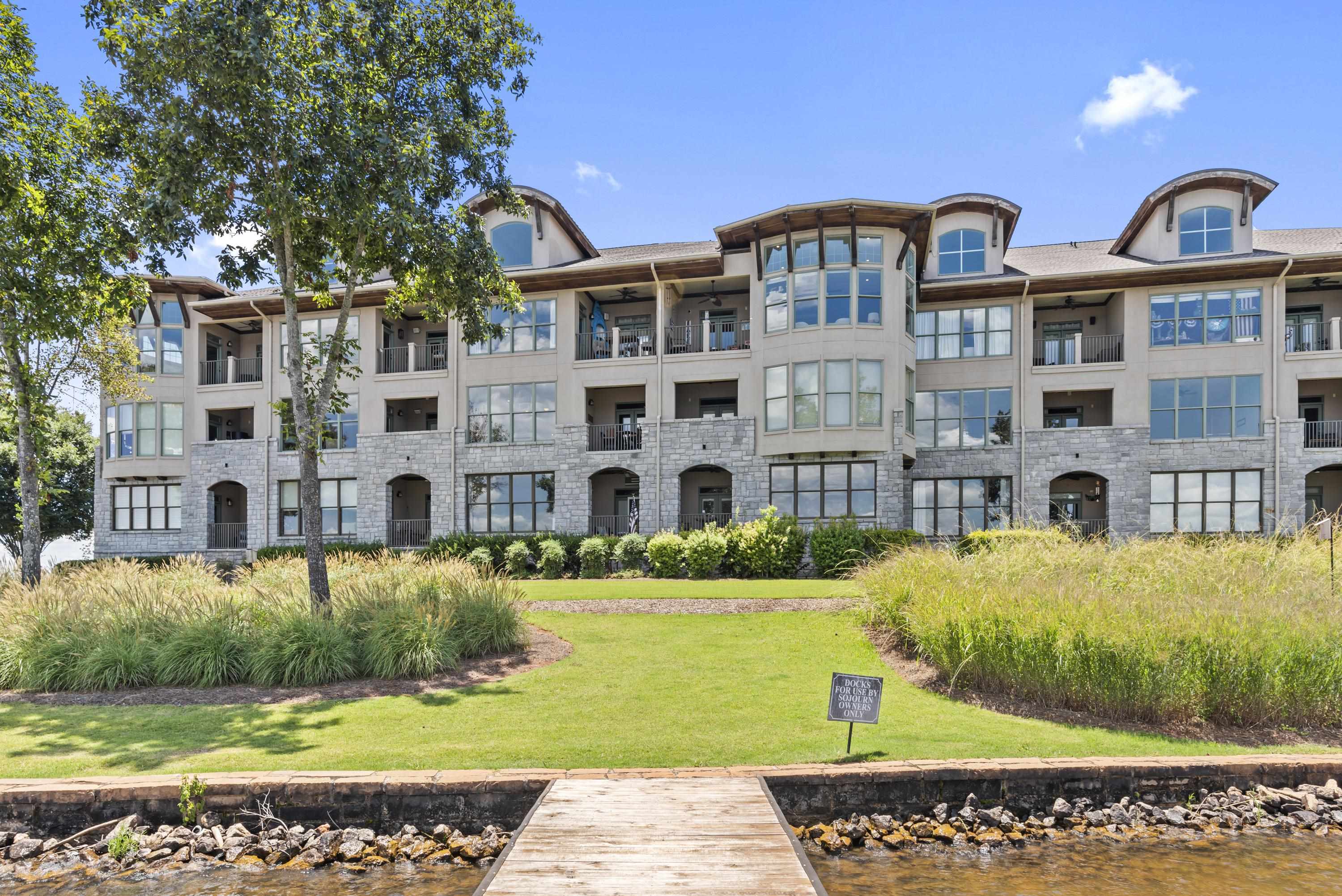 116 INDIAN SUMMER PATH Unit: Building B Unit 206