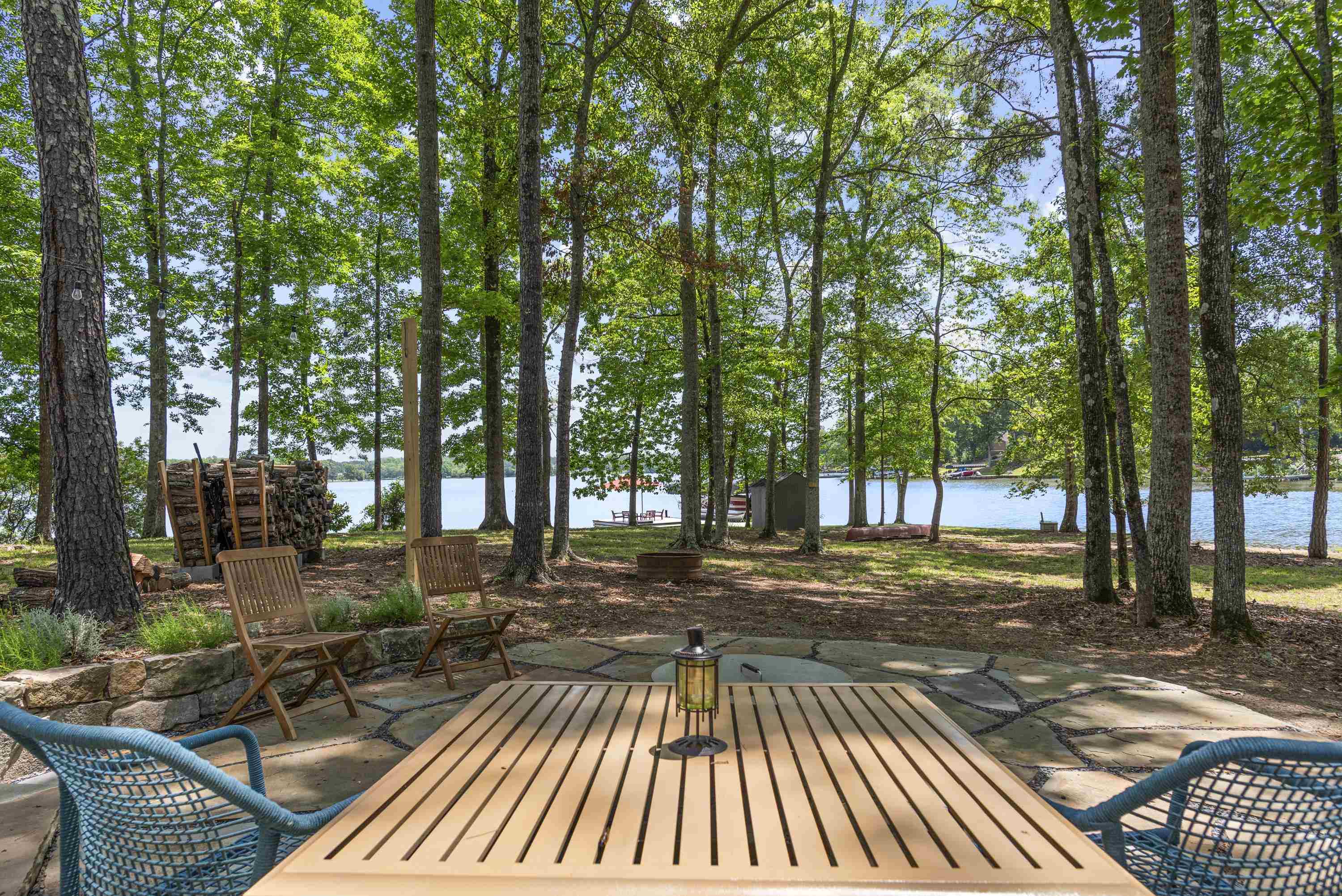 225 FAWNFIELD COURT